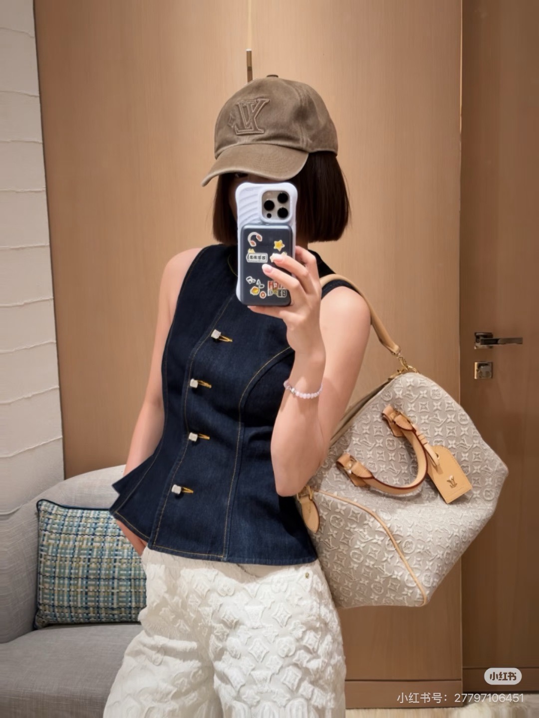 Loui 26ss ruffle denim top