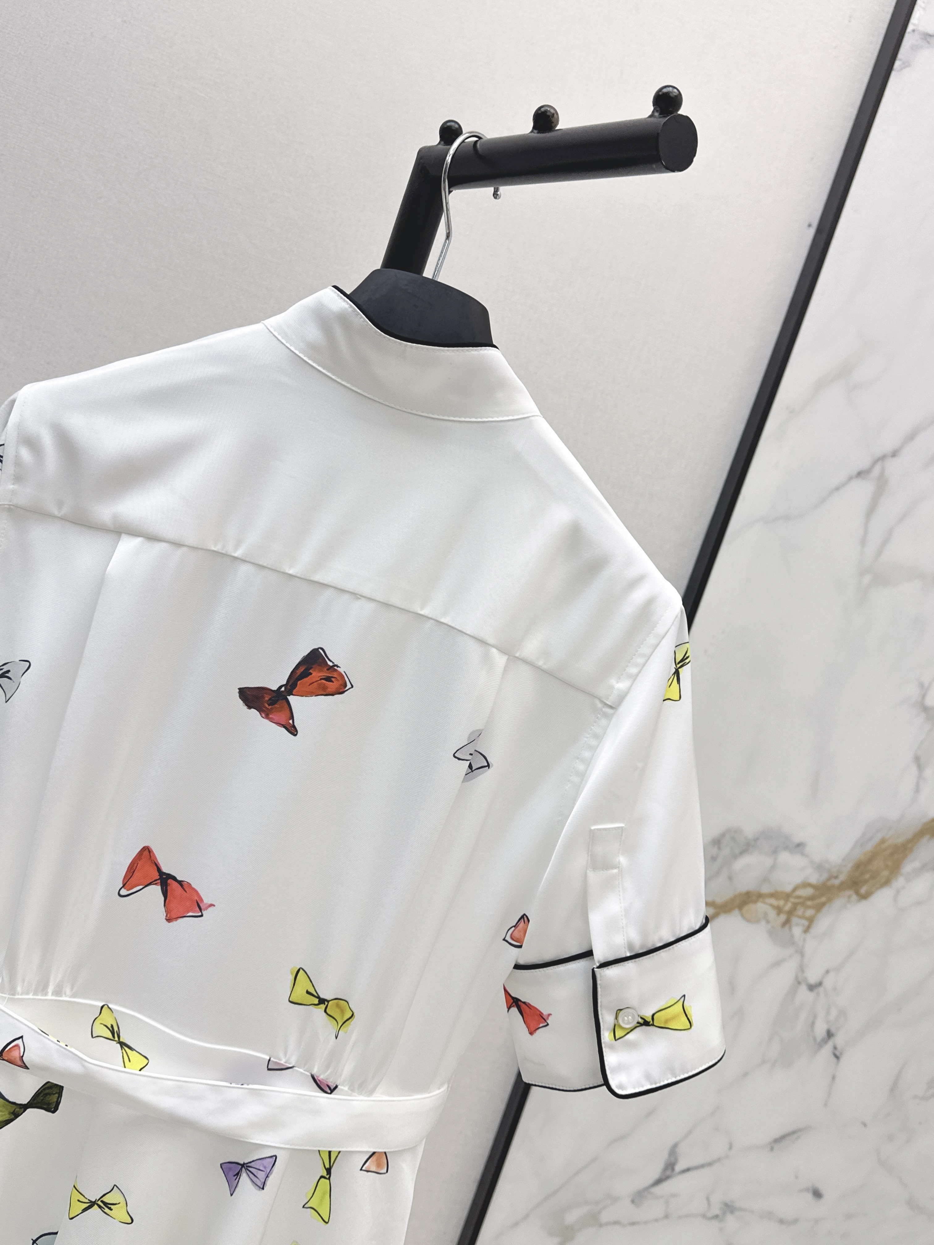 CD 26SS Bow Print Belted Shirt Dress