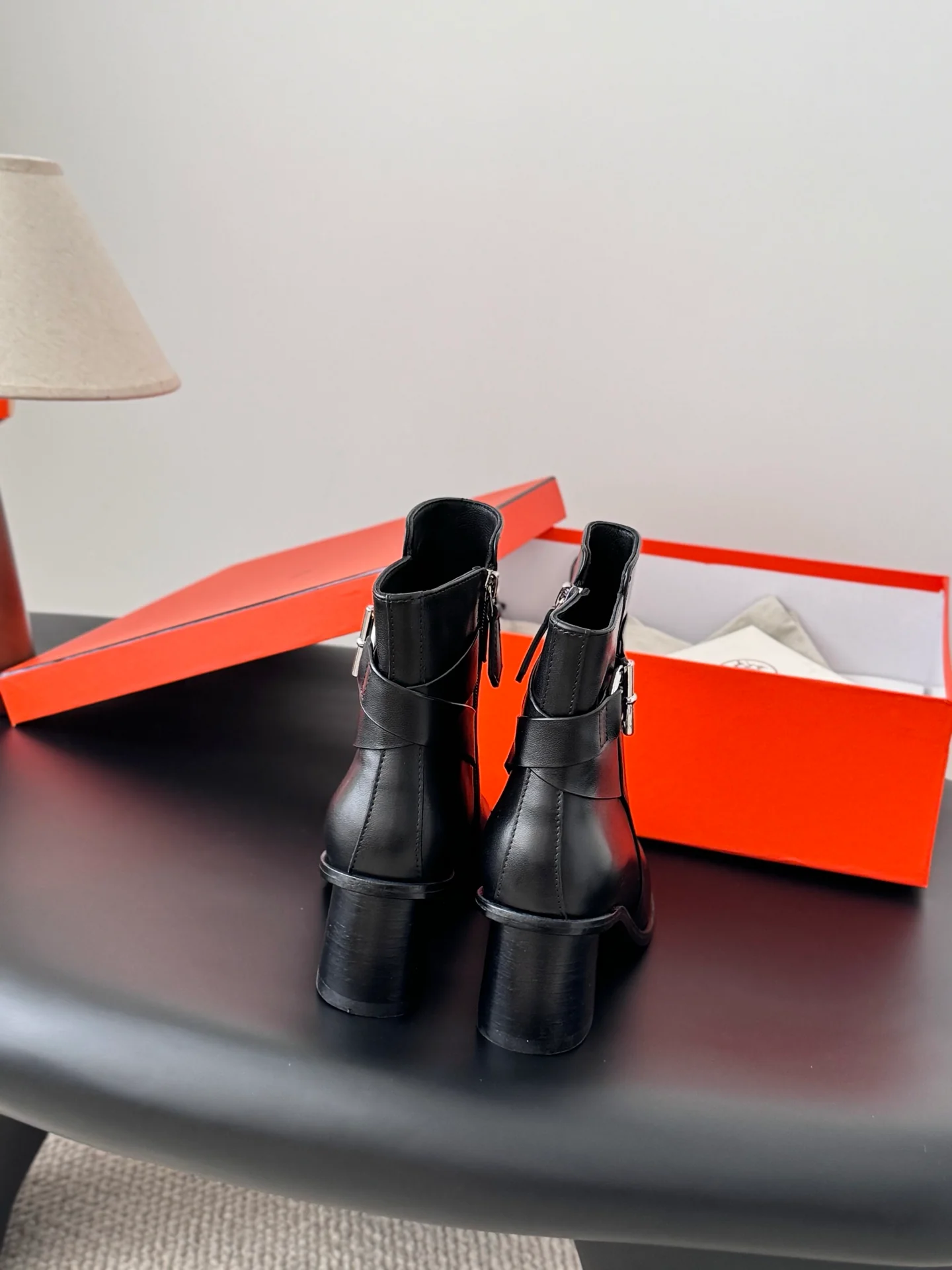 Herm 26ss ankle boots