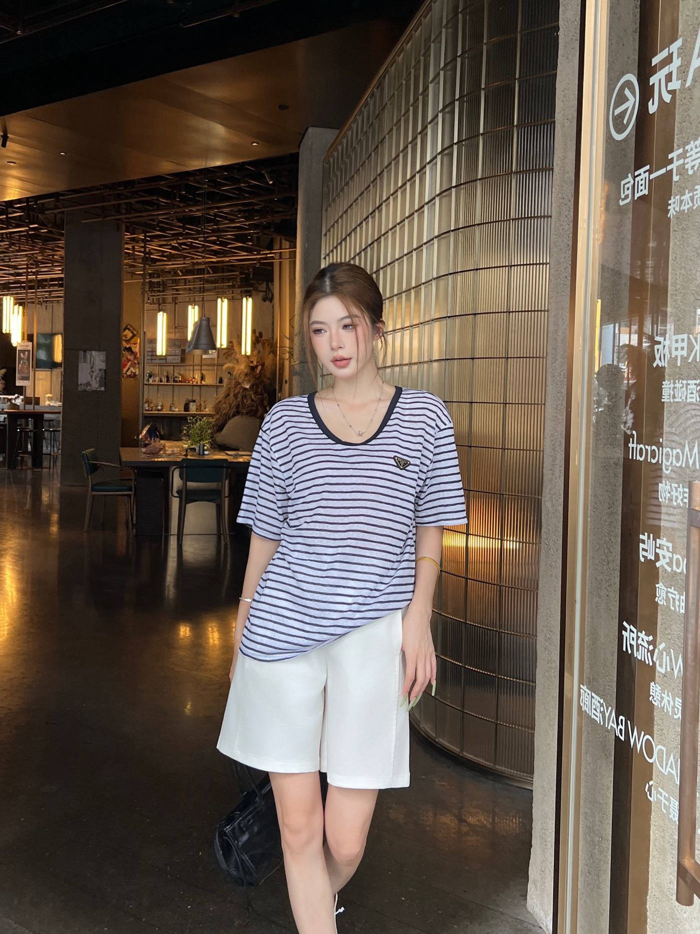 Pra 26ss v-neck t-shirt