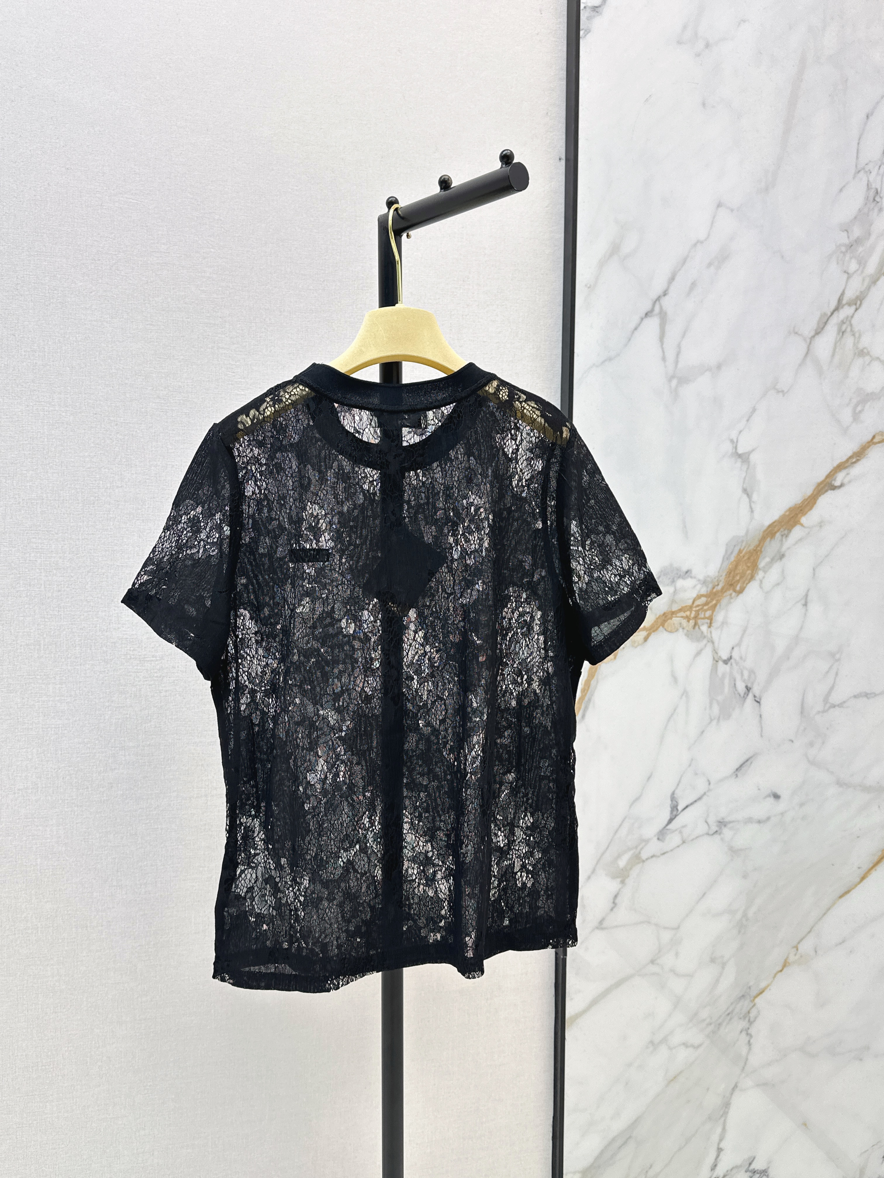 Miu 26ss lace t-shirt