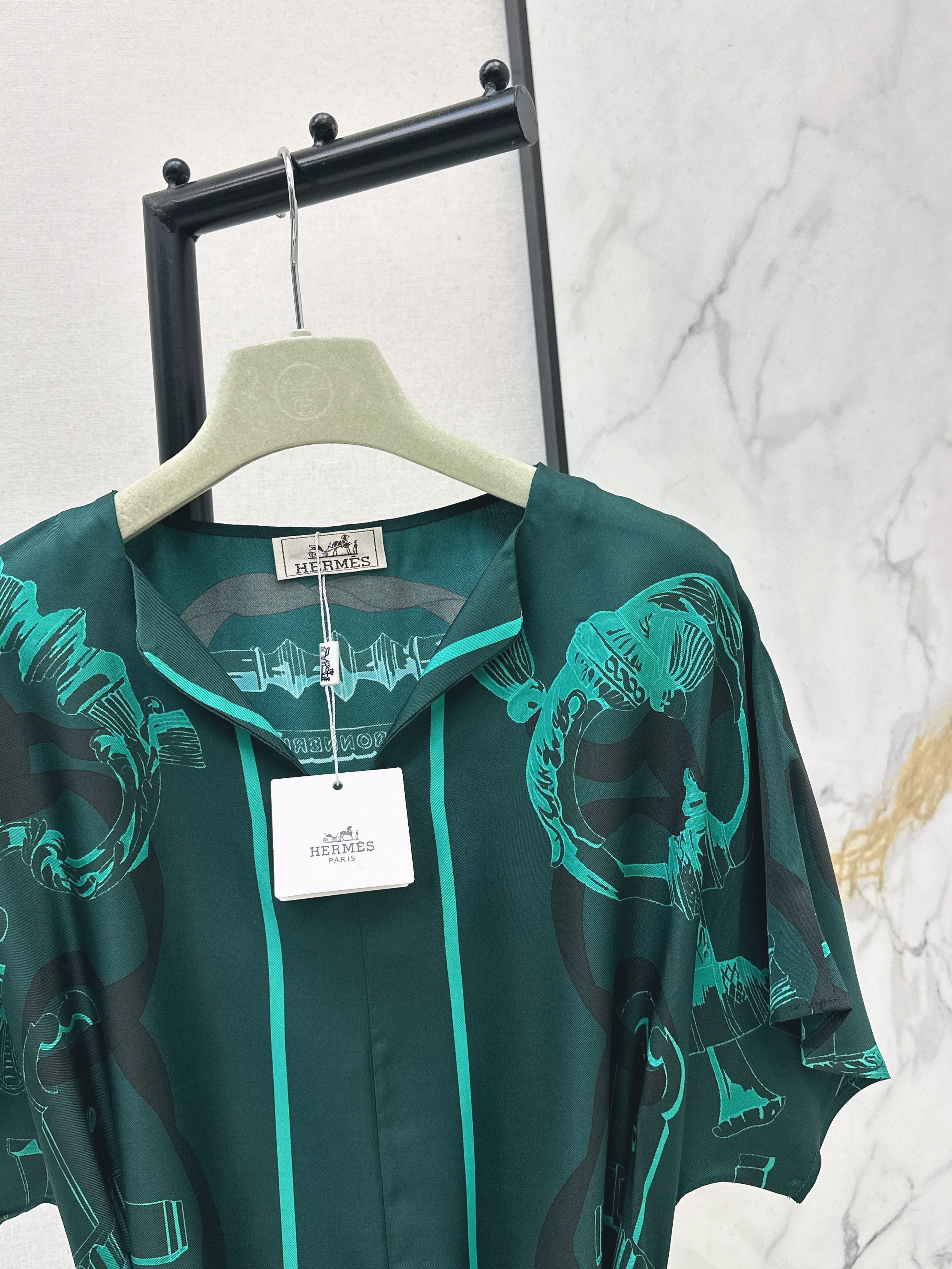 Her 26ss print dress