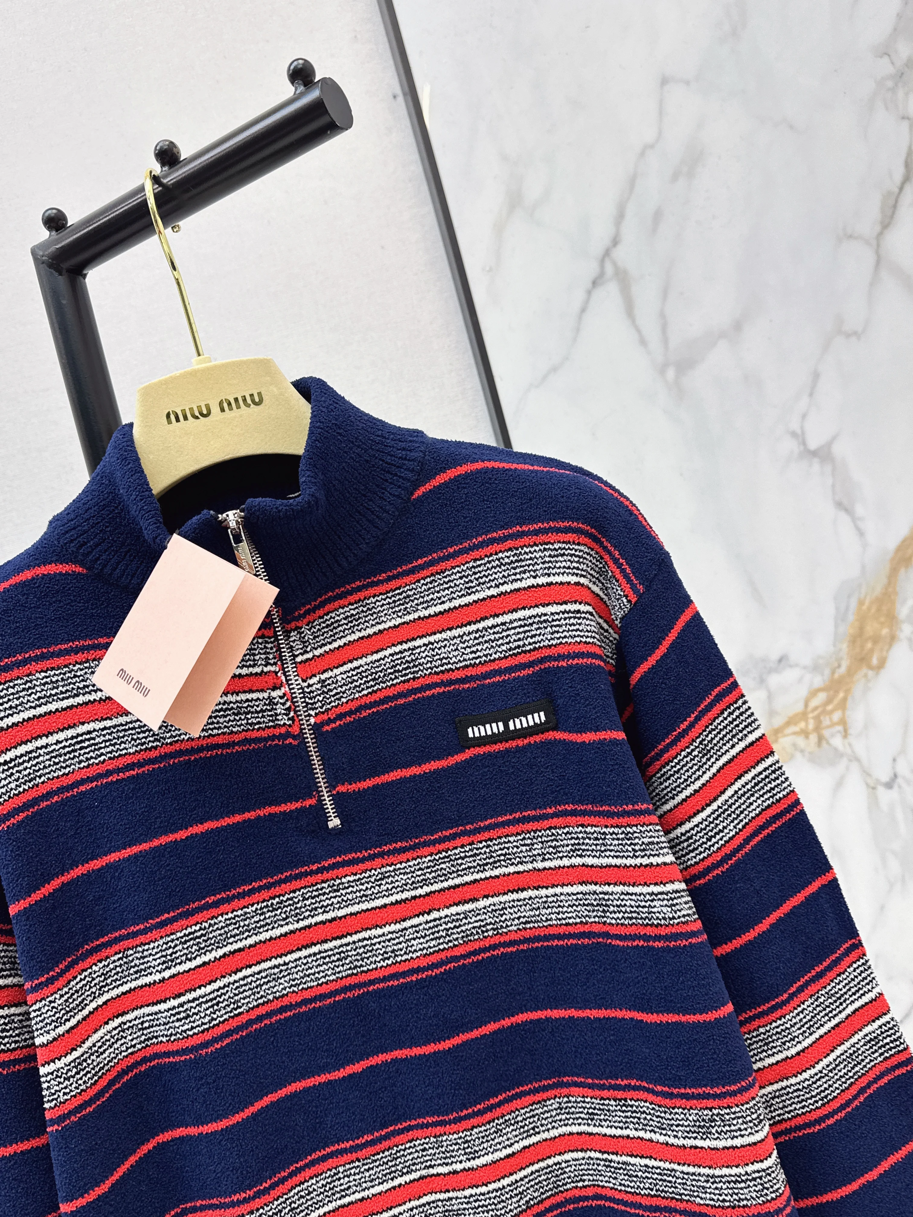 Miu 26ss stripe knitted sweater