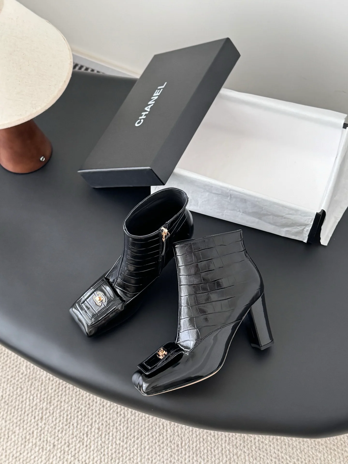 Chan 26ss ankle boots