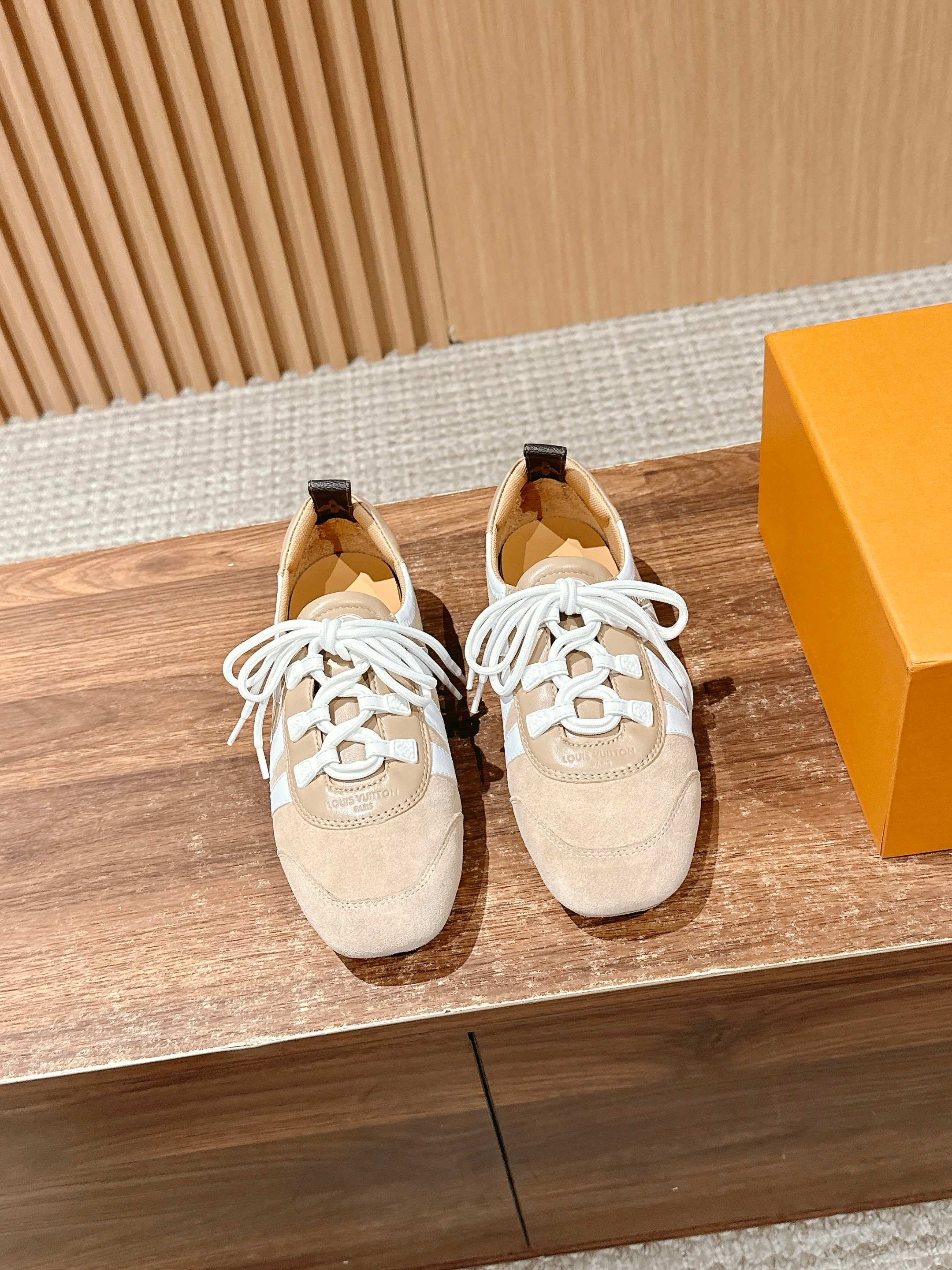Loui 25fw sneaker