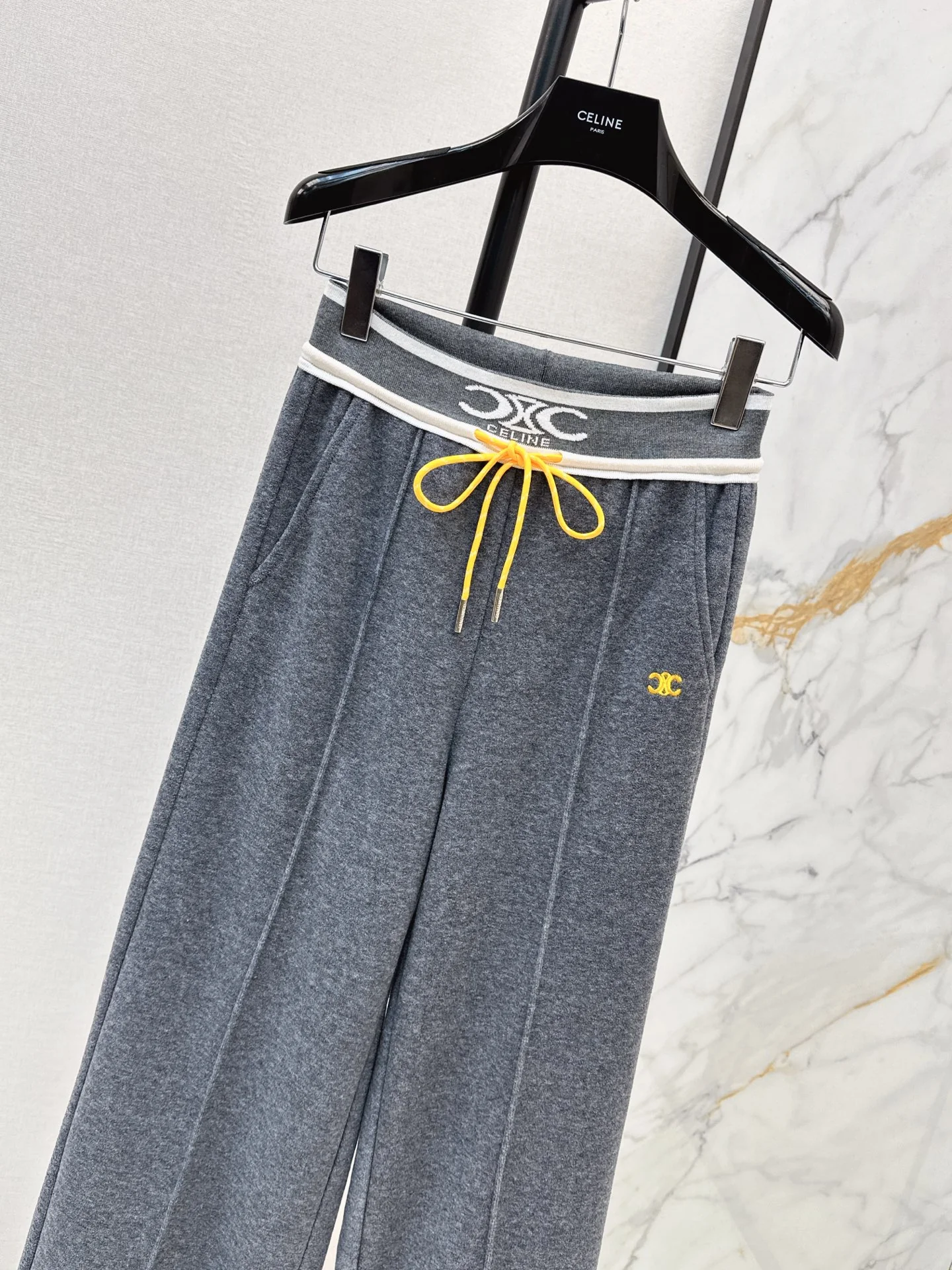 Celi 25fw straight pants