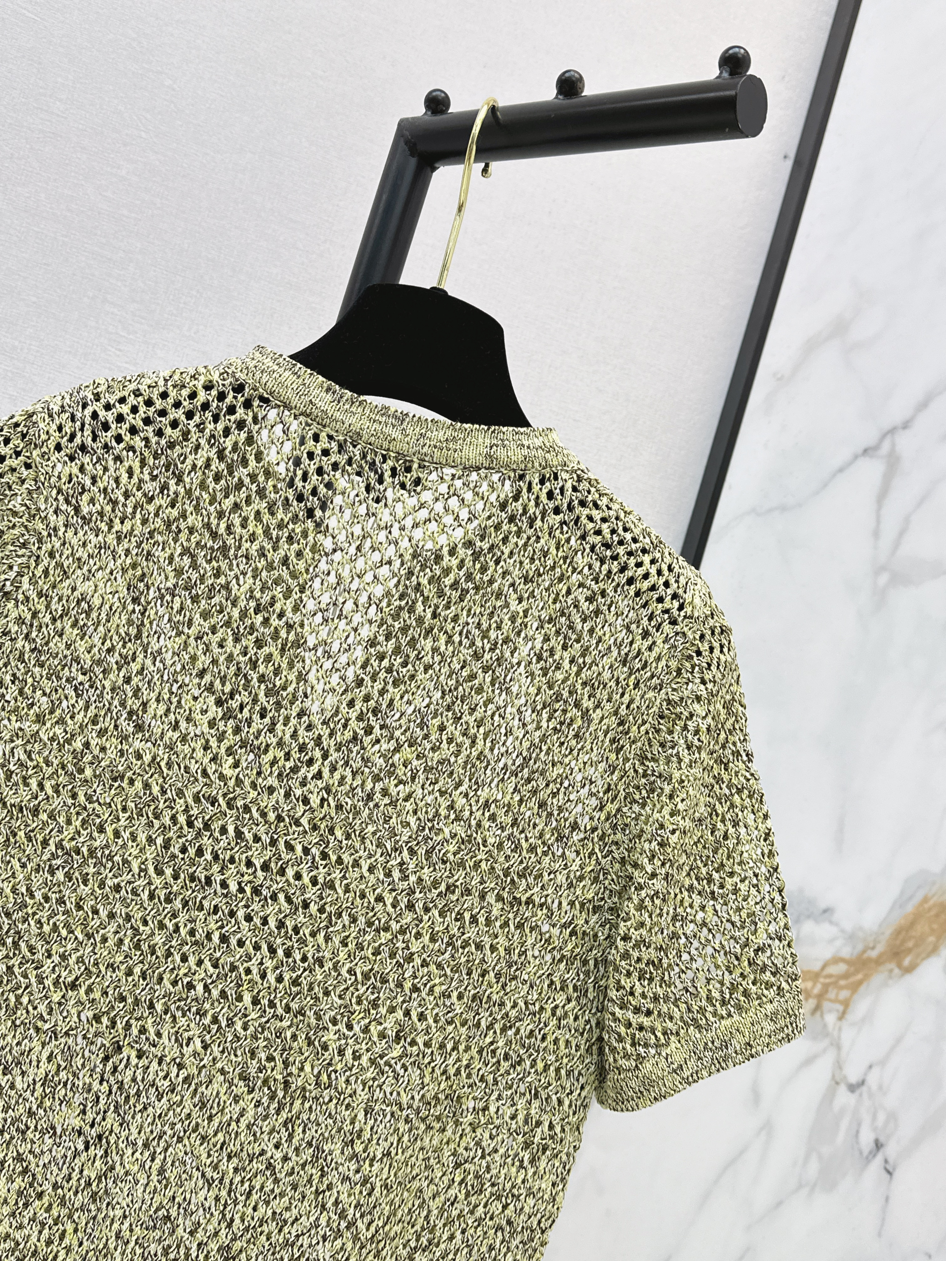 Chan 26ss hollow knit top