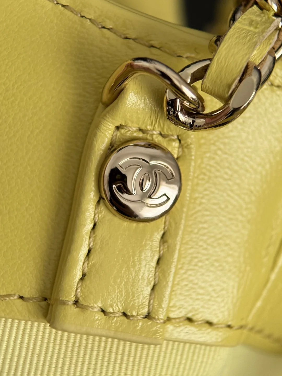 Chan 31bag nano shoulder bags