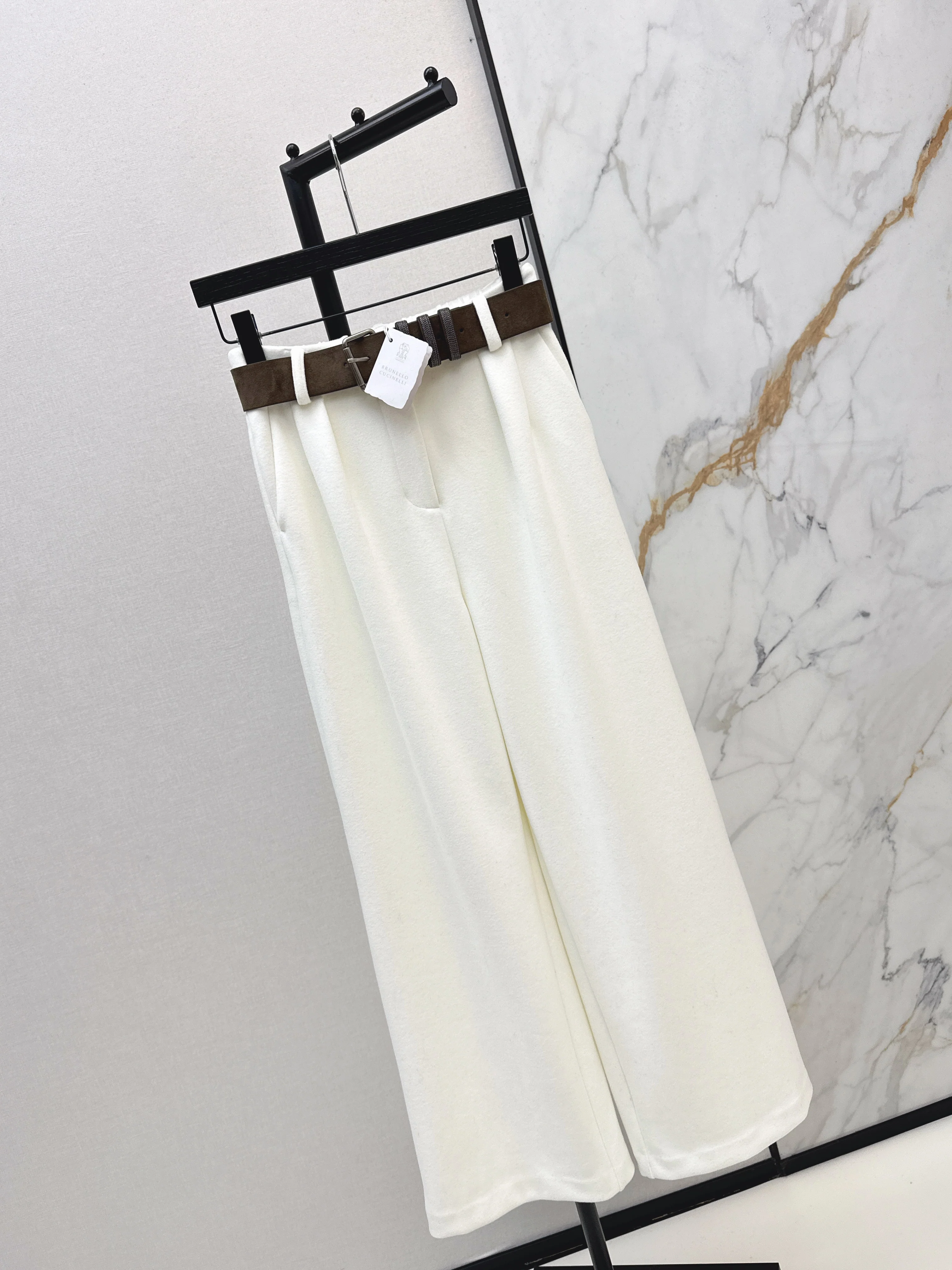 Brun 26ss straight pants with belted