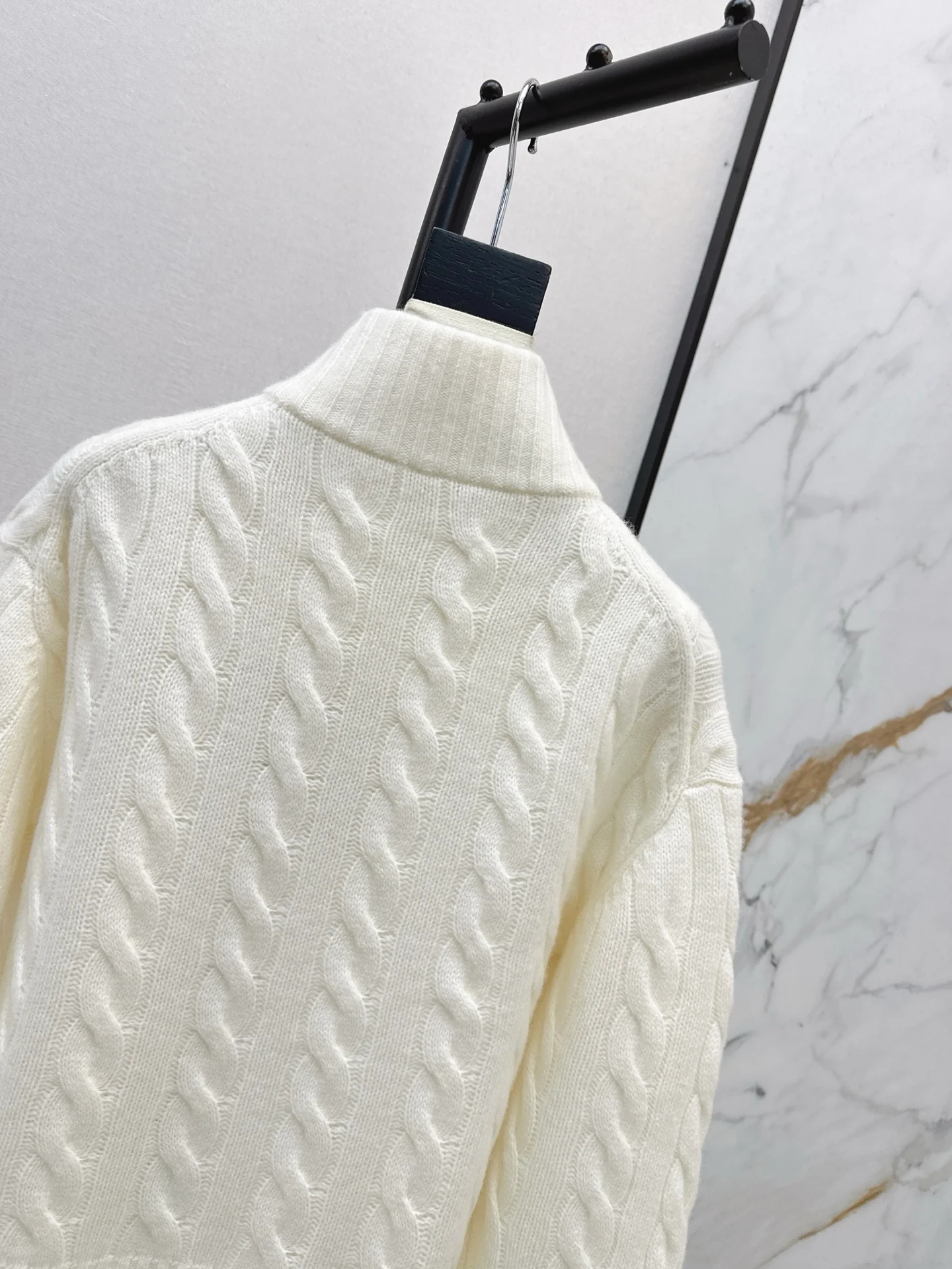 Ralp 25fw cable knit sweater