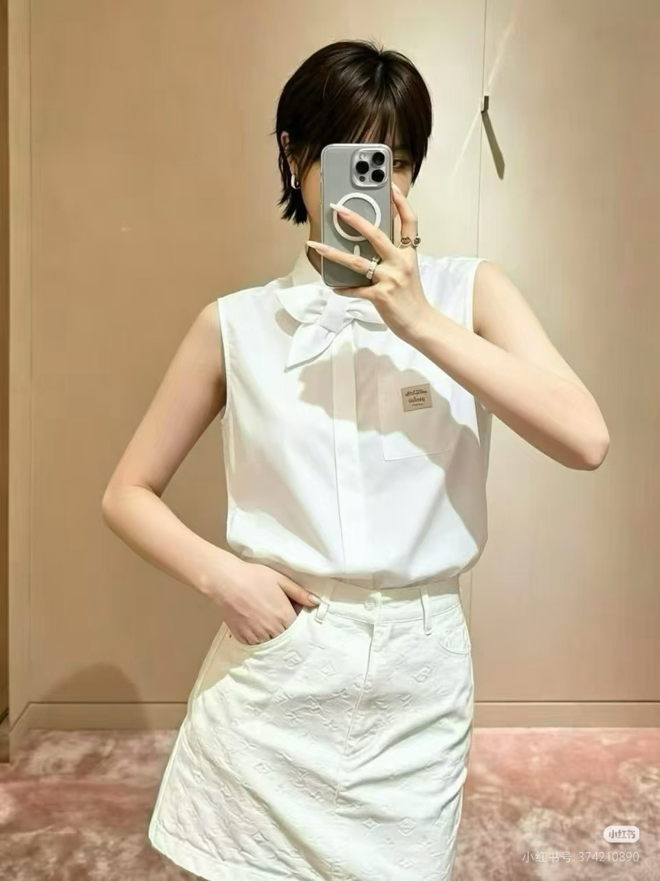 Loui 26ss sleeveless bow shirt