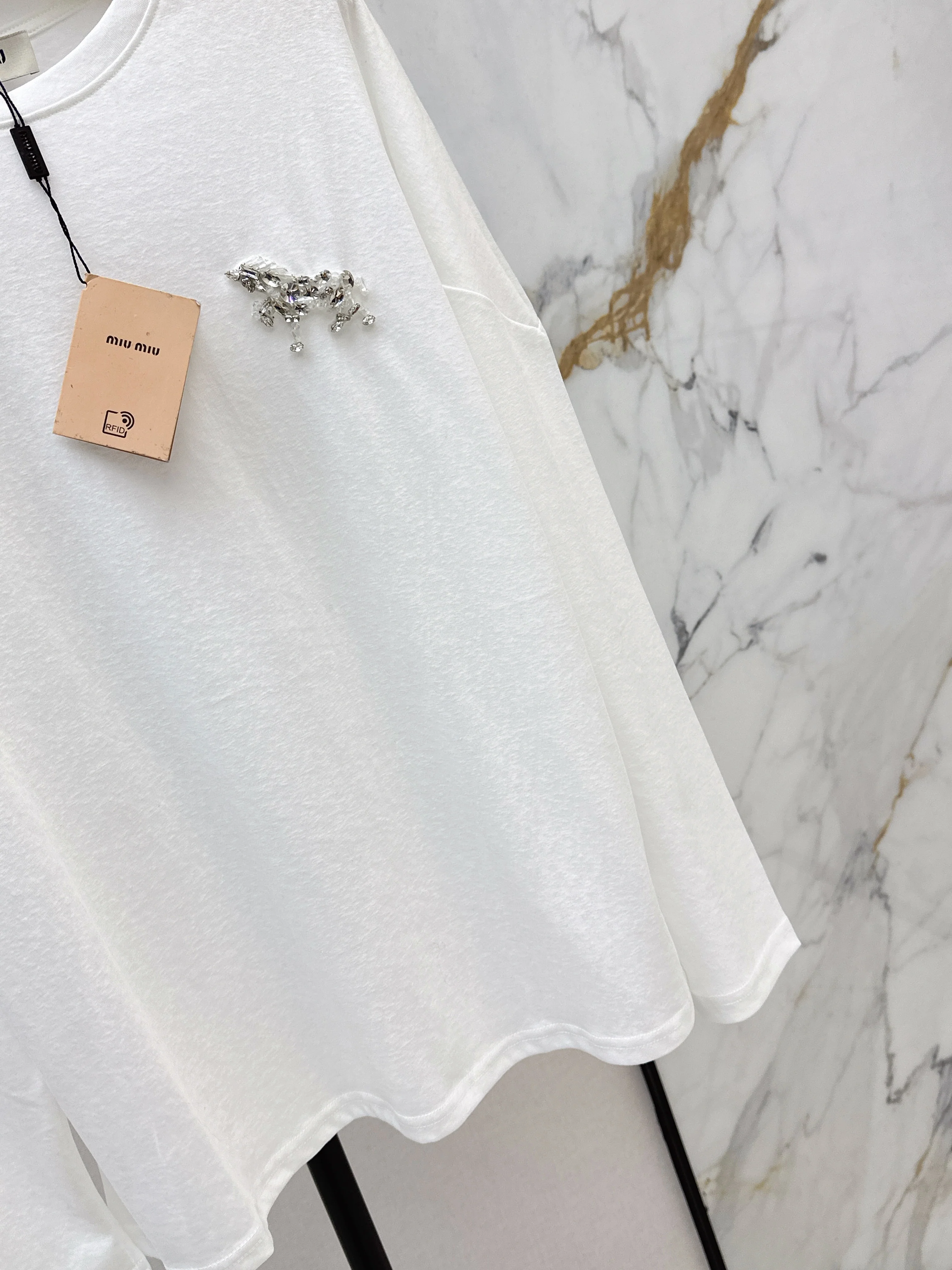 Miu 26ss rhinestone tee