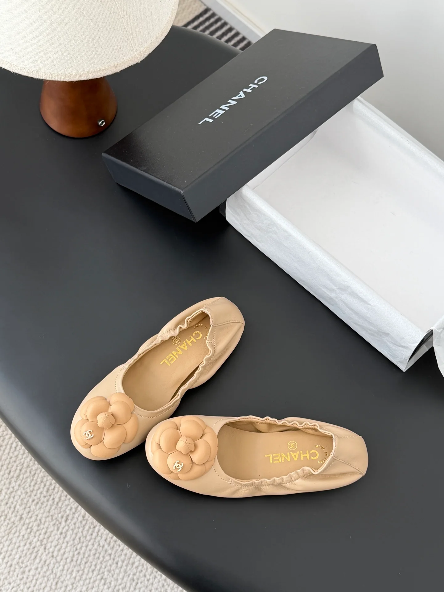 Chan 26K camellia flats