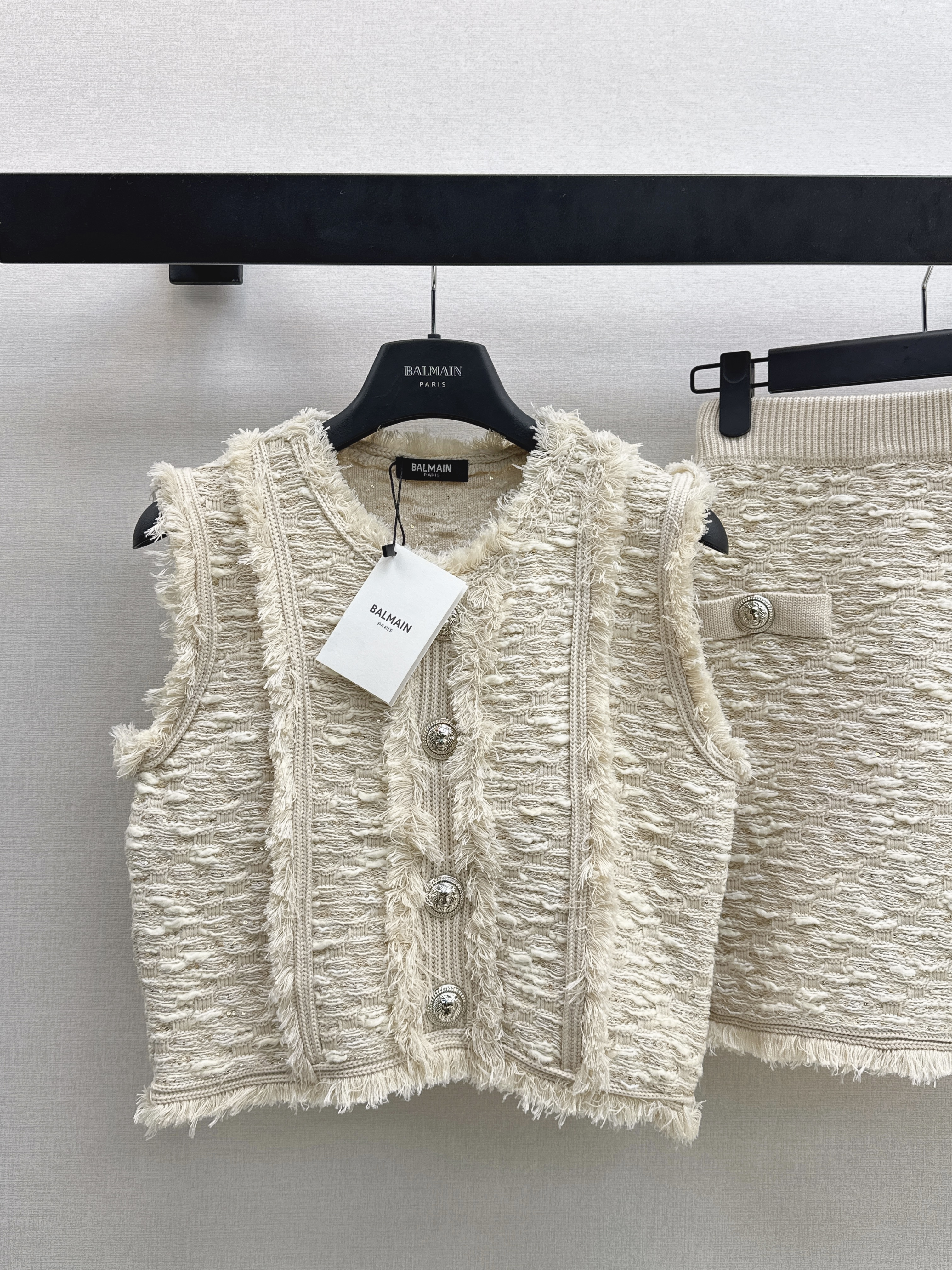 Bal 26ss fringe outfit set