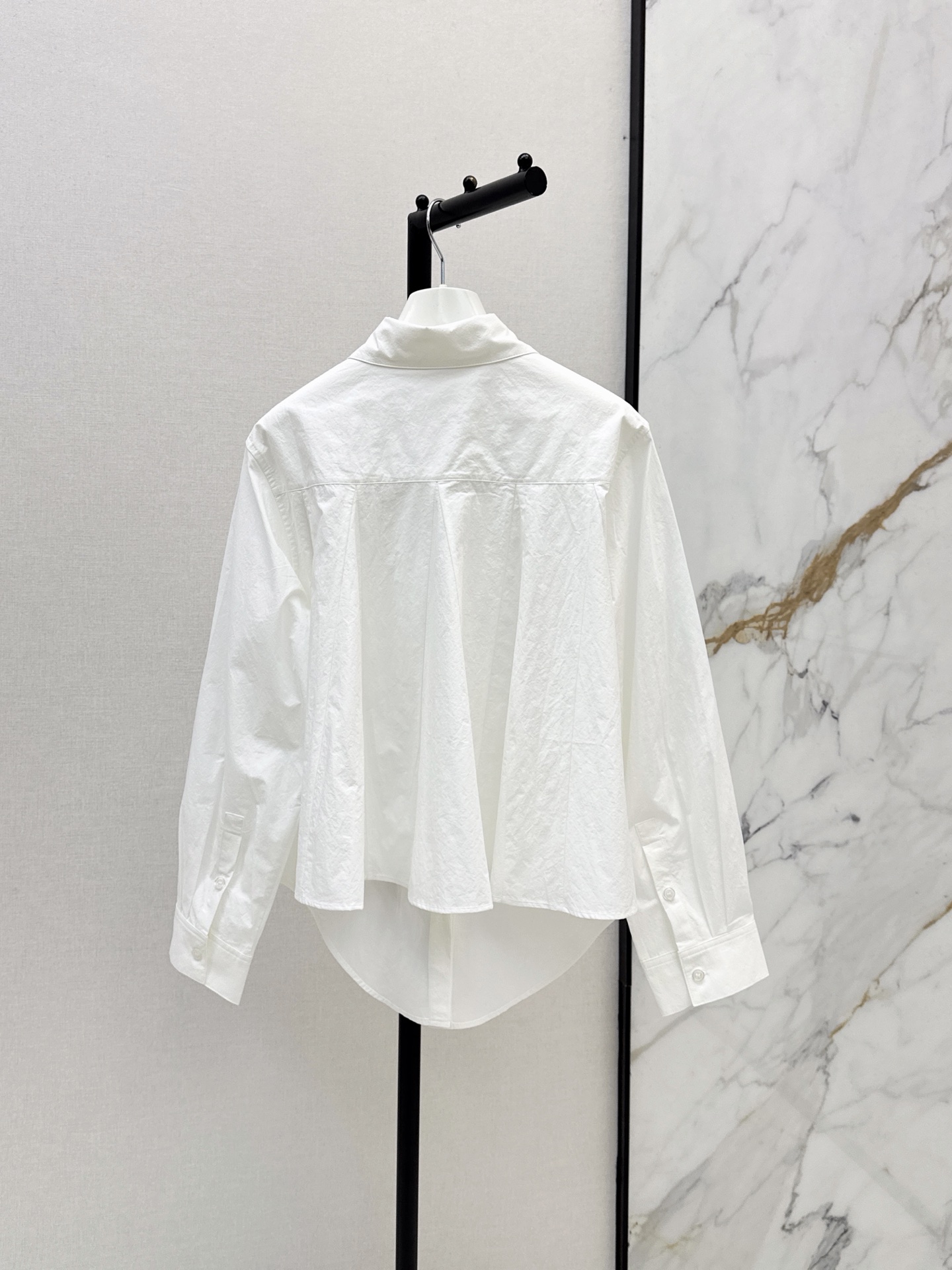 Loe 26ss asymmetrical shirt