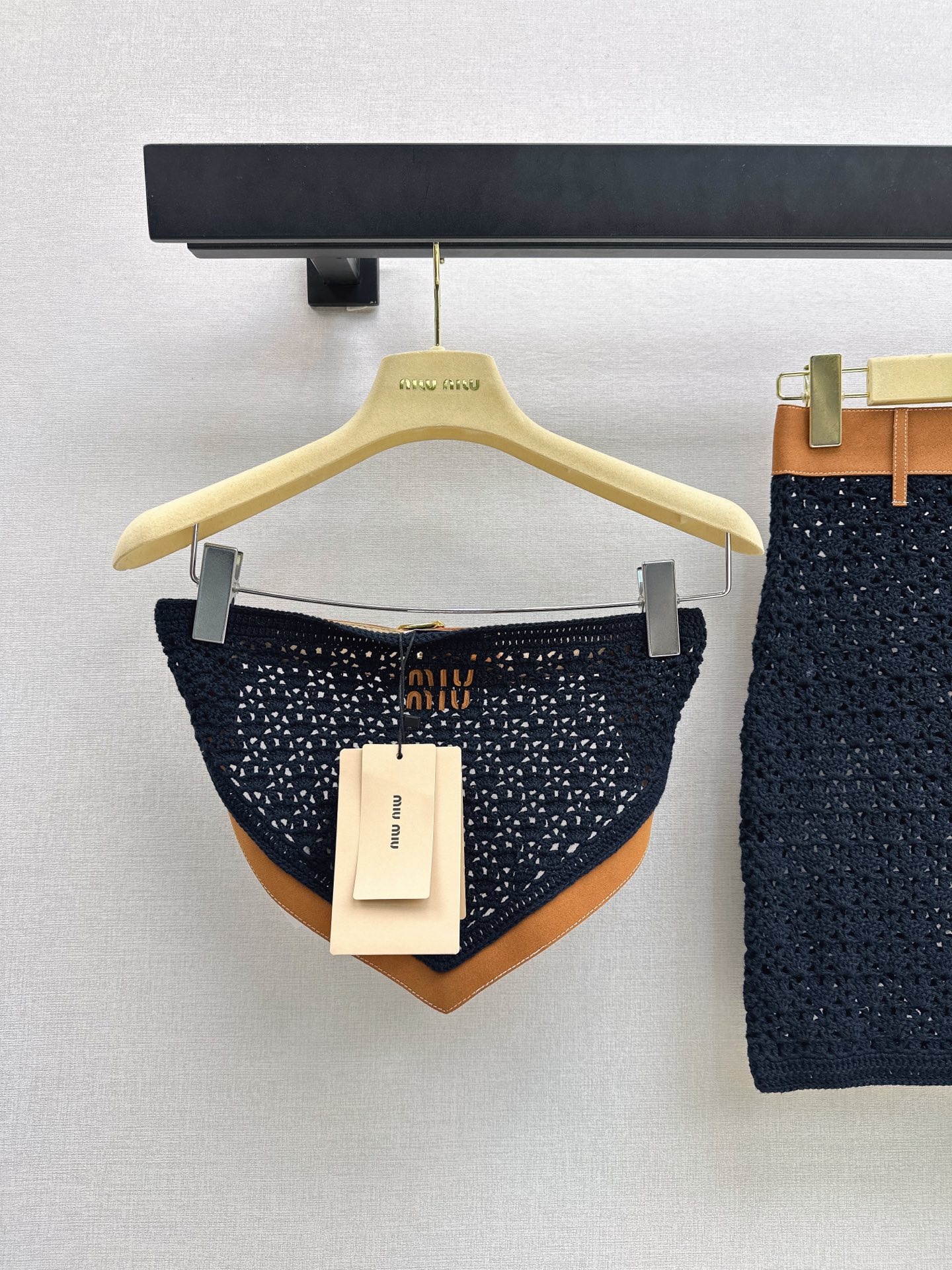 Miu 26ss knit tube top mini skirt set