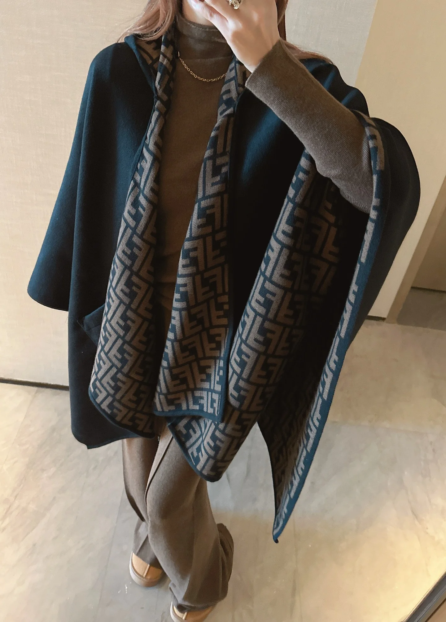 Fend 25fw shawl wraps