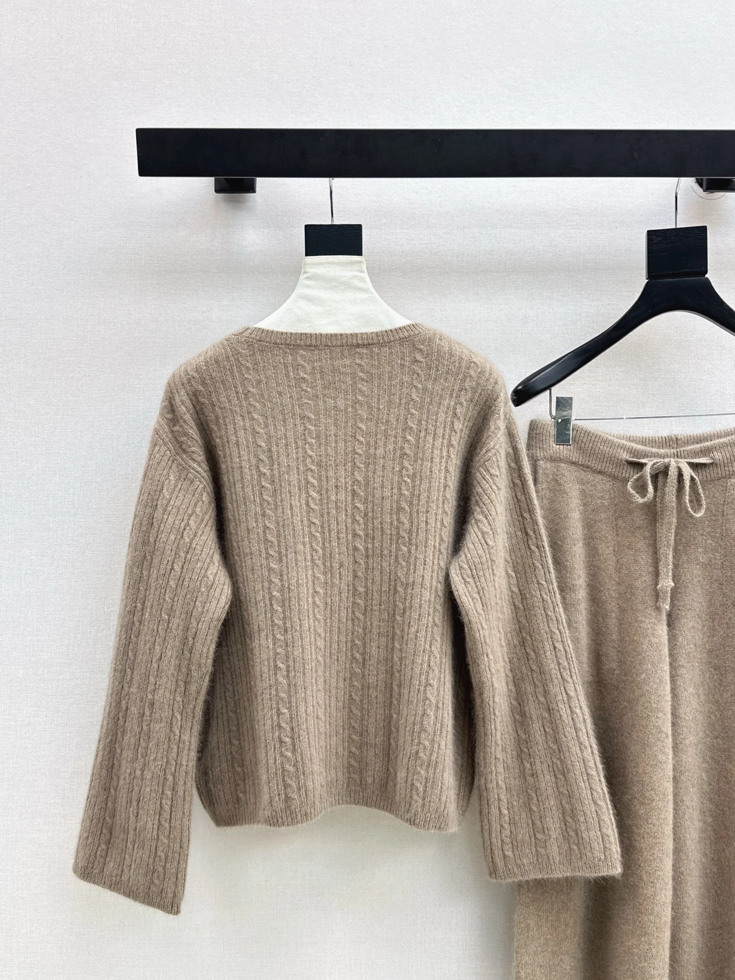 Max 25fw wool pullover+wide-leg pants outfit set