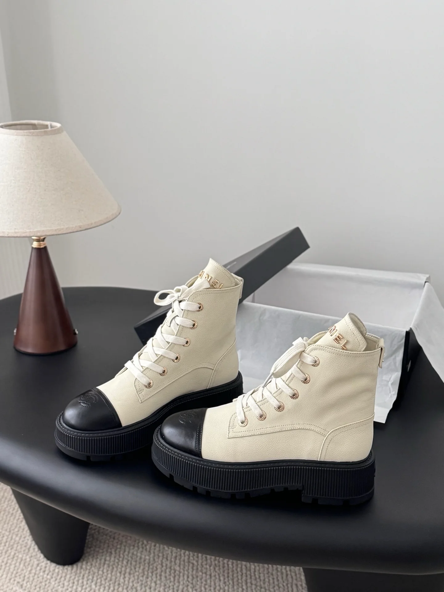 Chan 25fw ankle boots