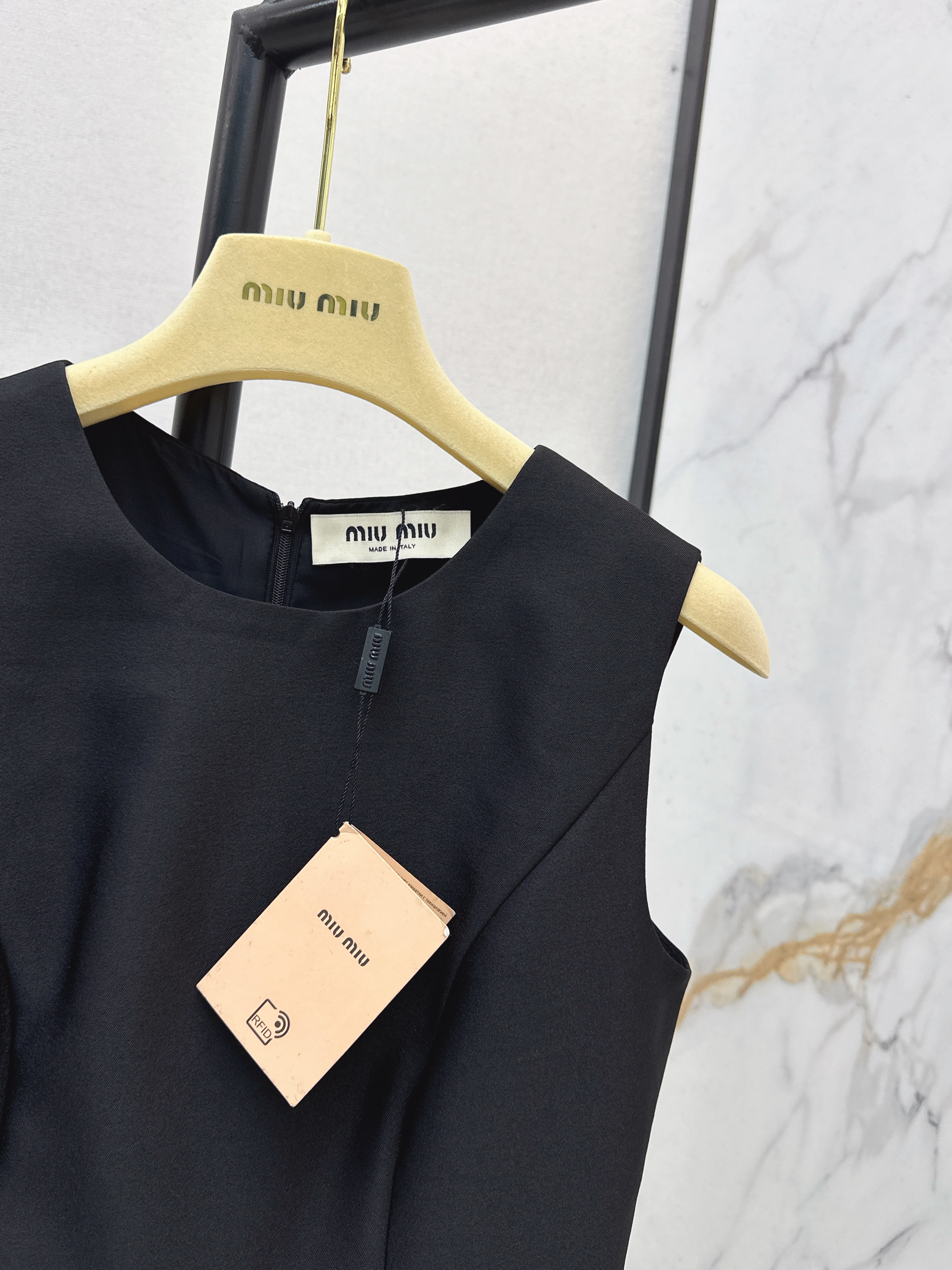 Miu 26ss rhinestone sleeveless dress