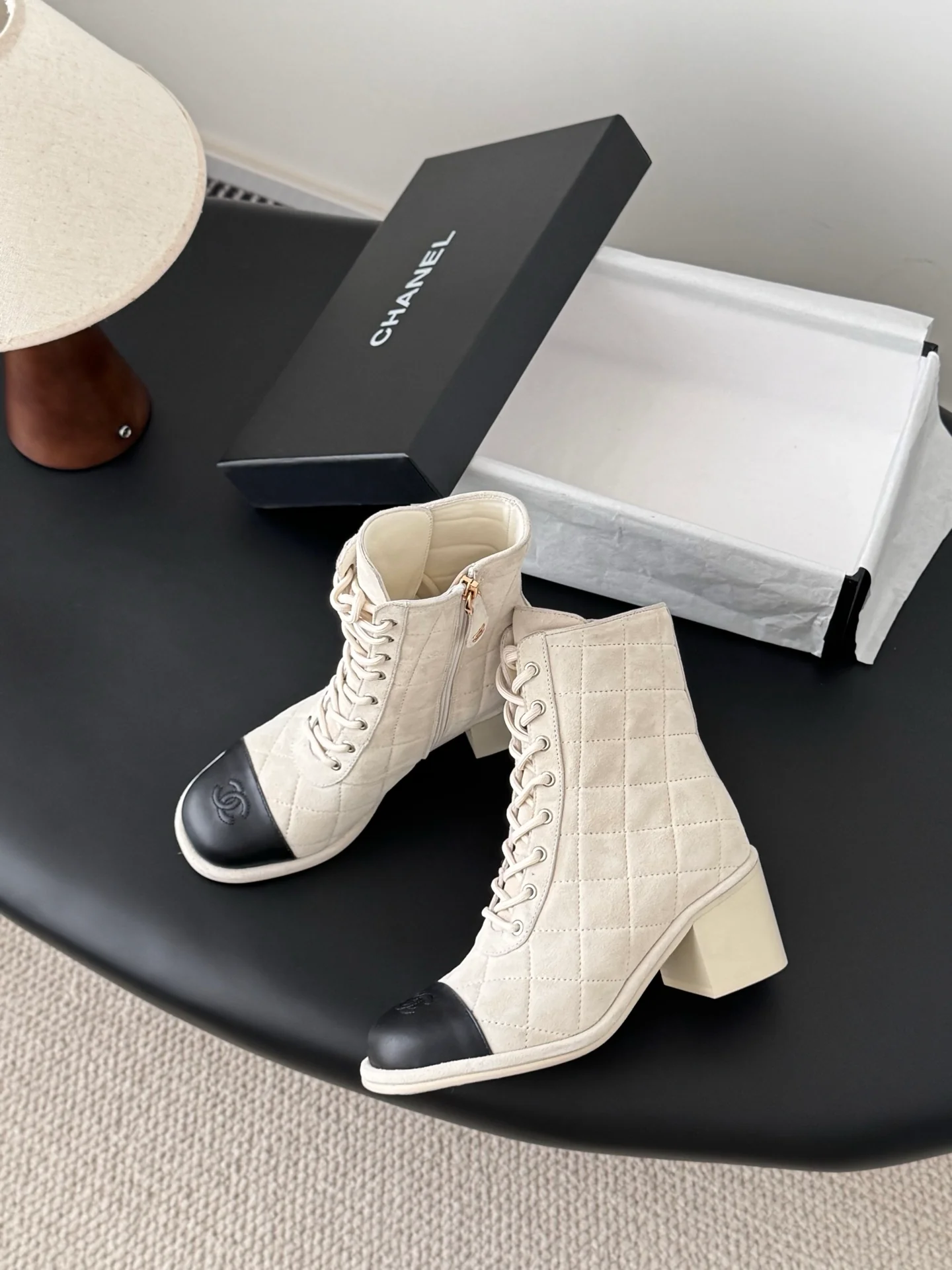 Chan 26ss ankle boots