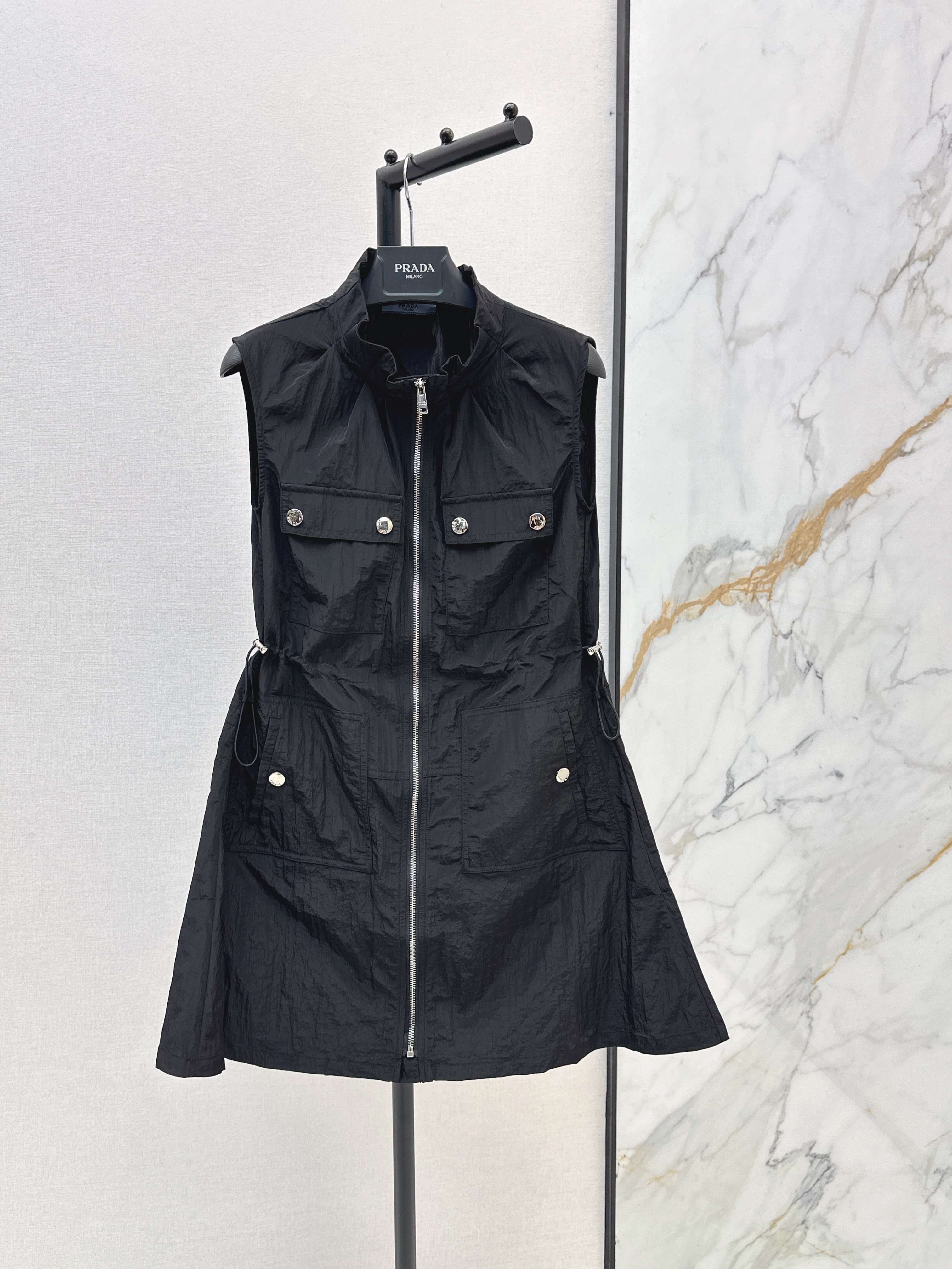 Pra 26ss drawstring sleeveless dress