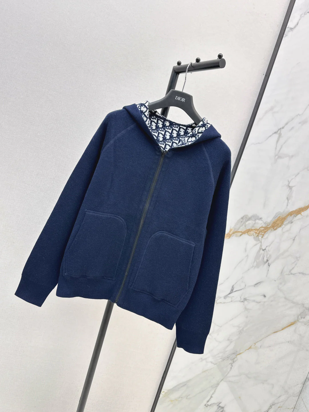 CD 25fw reversible jacket