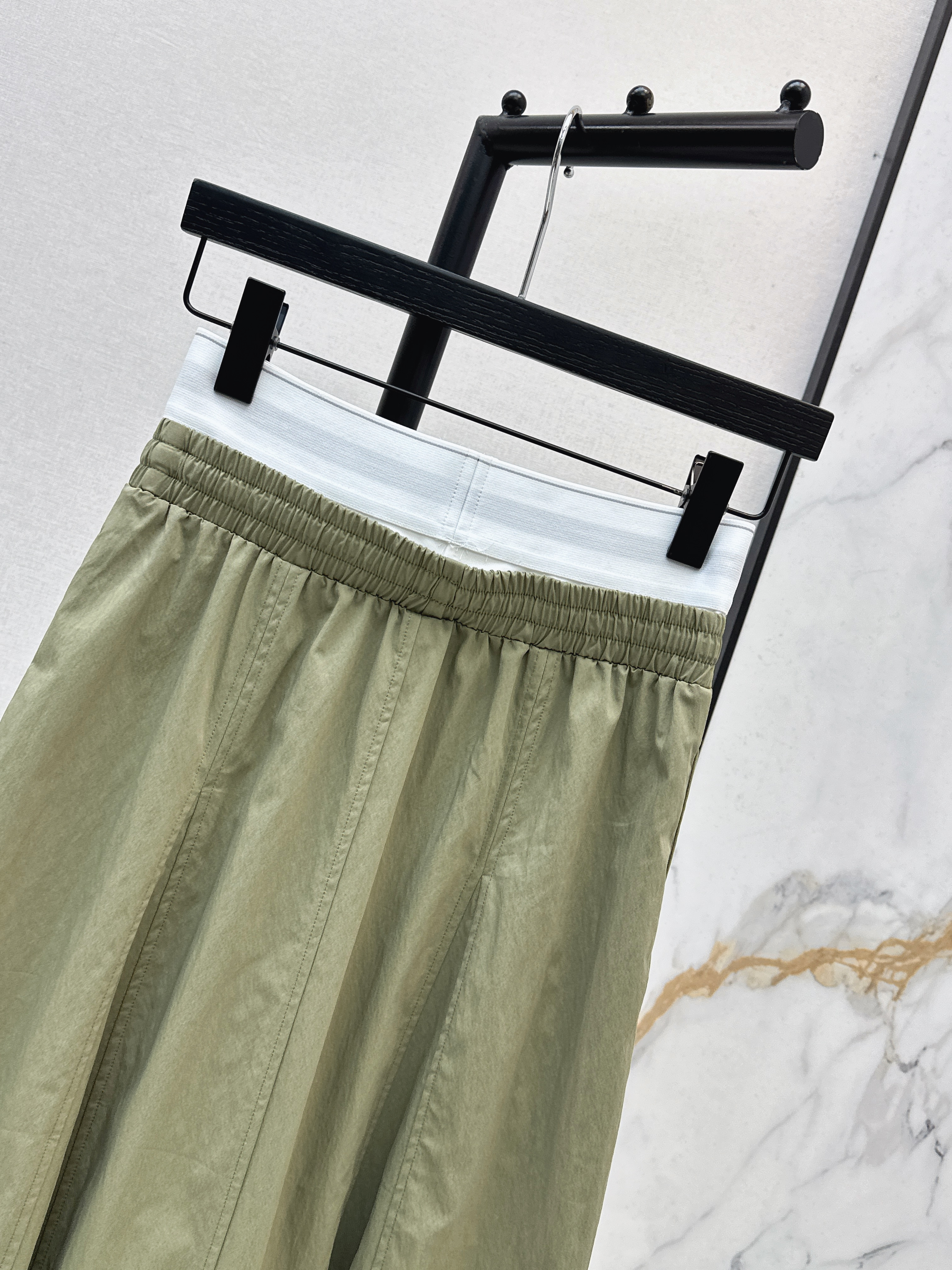 Alex 26ss pleated skirt