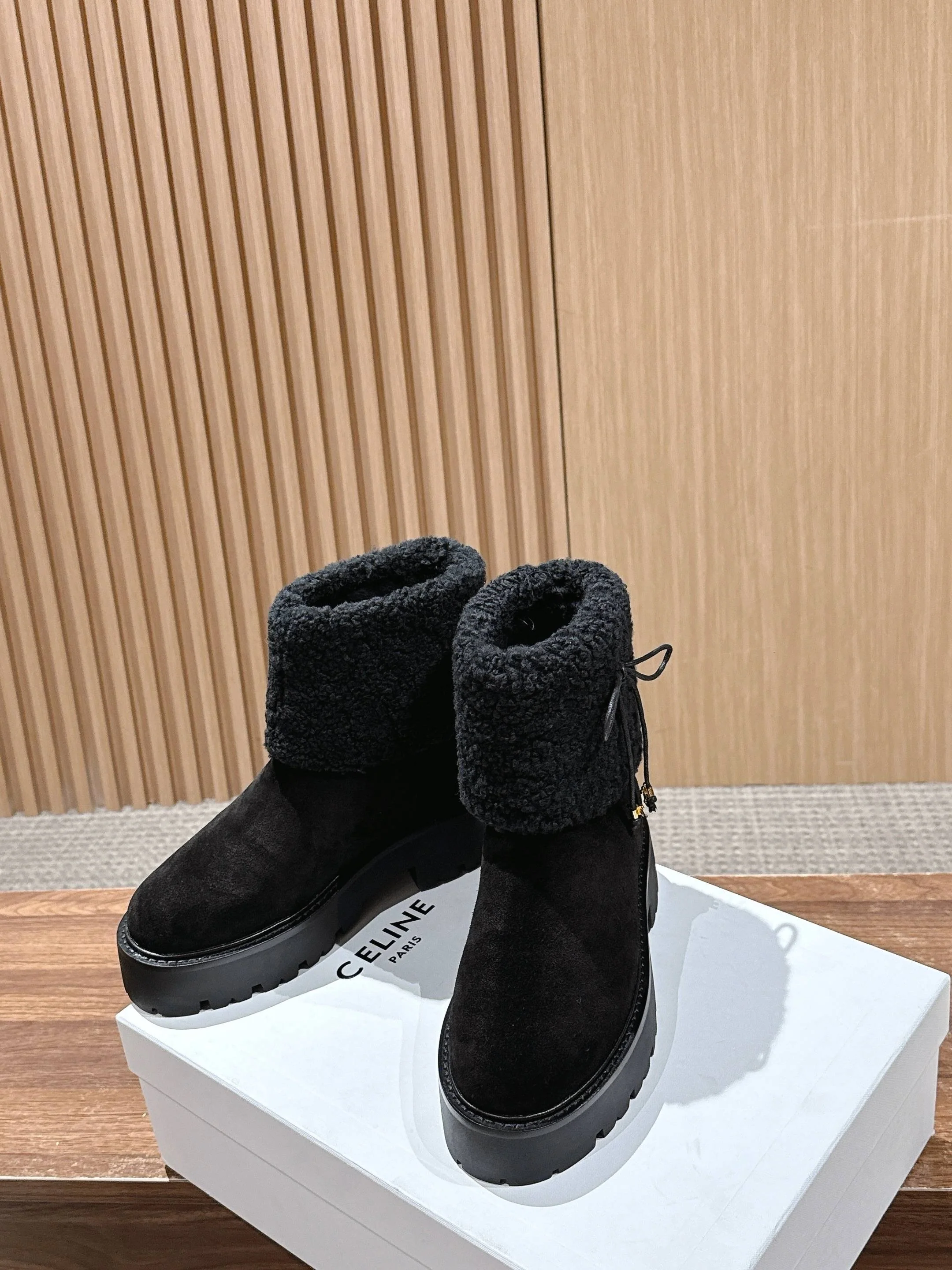 Celi 25fw snow boots