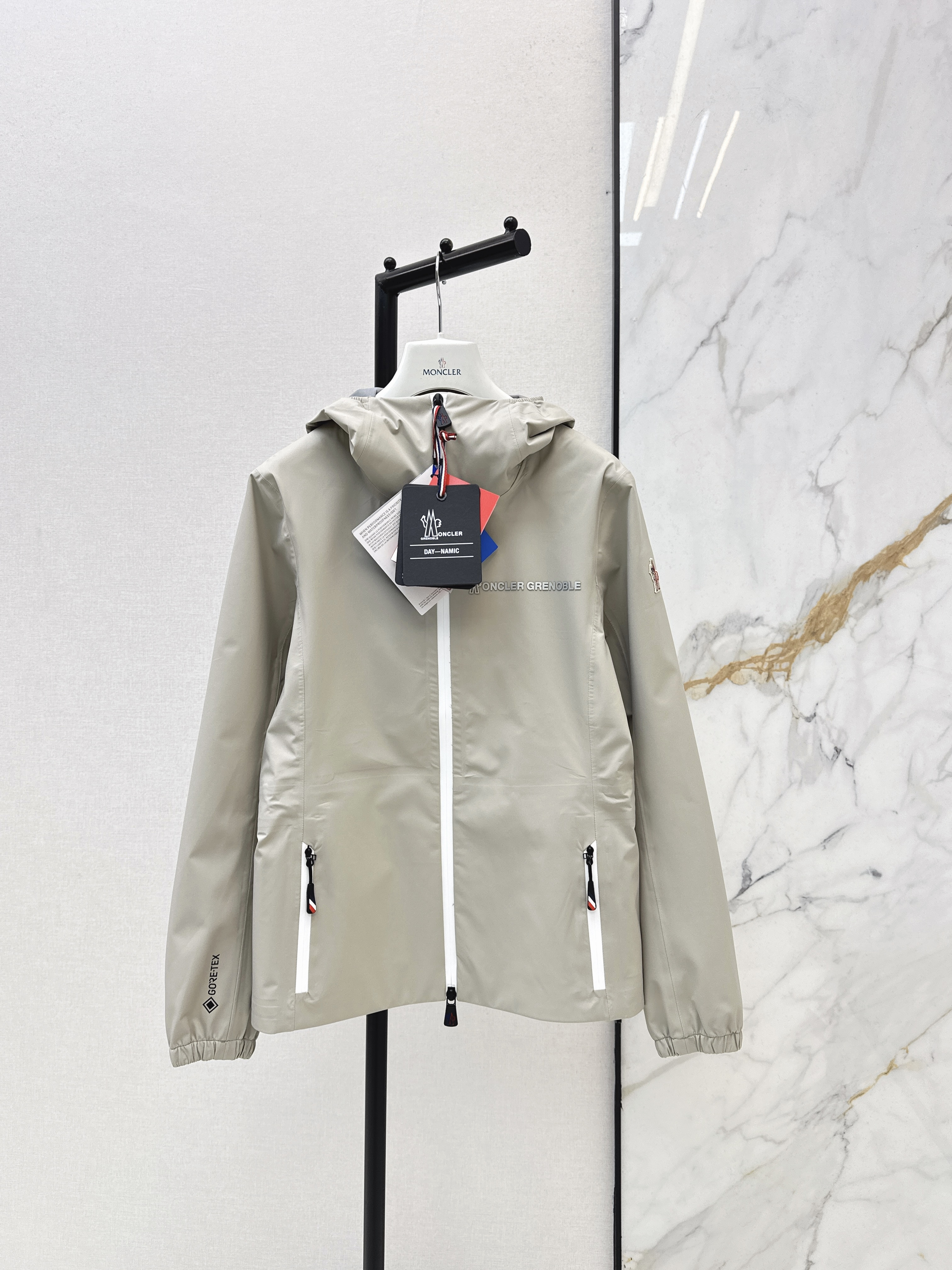 Monc 26ss windbreaker