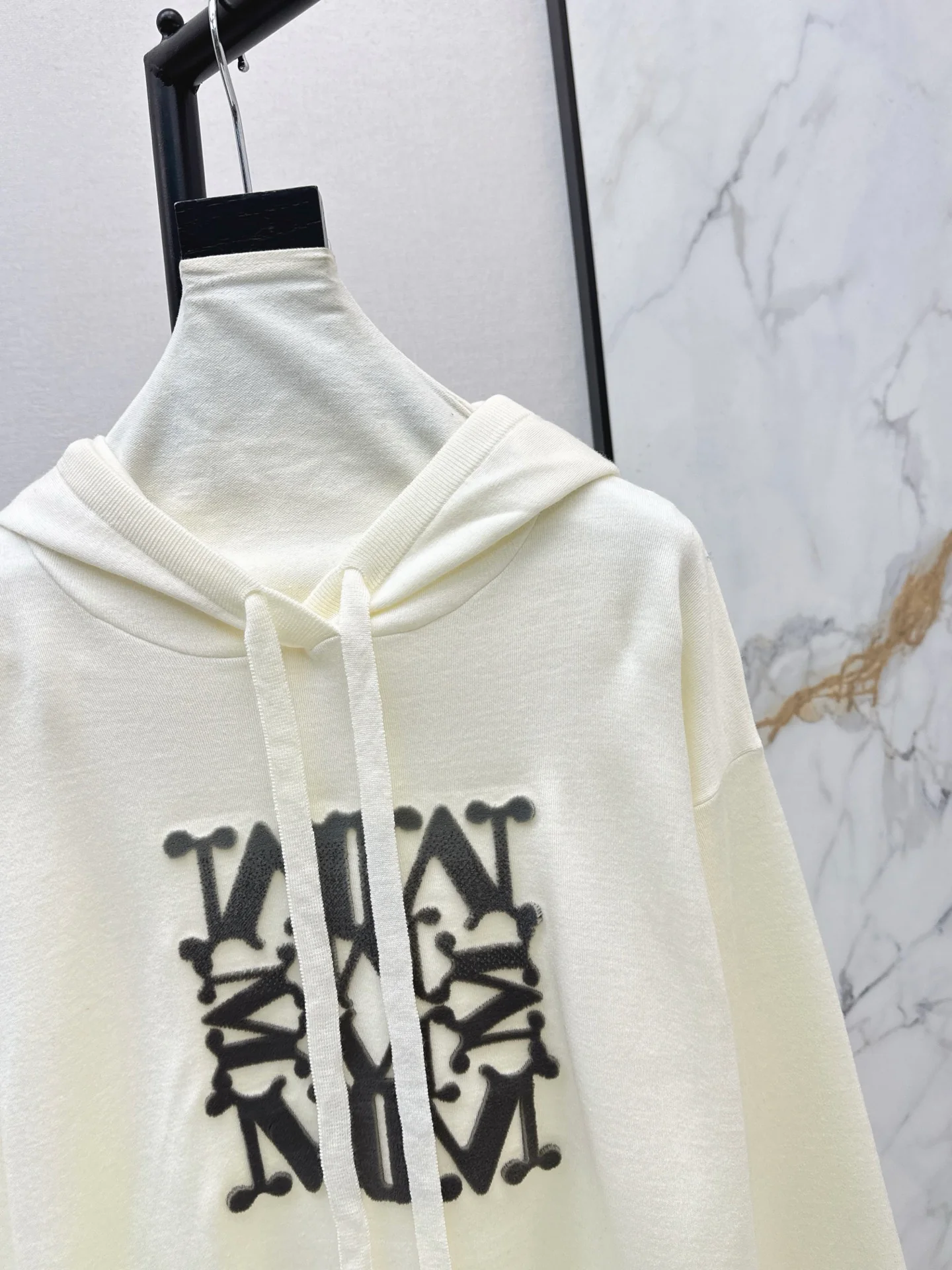 Max 25fw hooded sweater