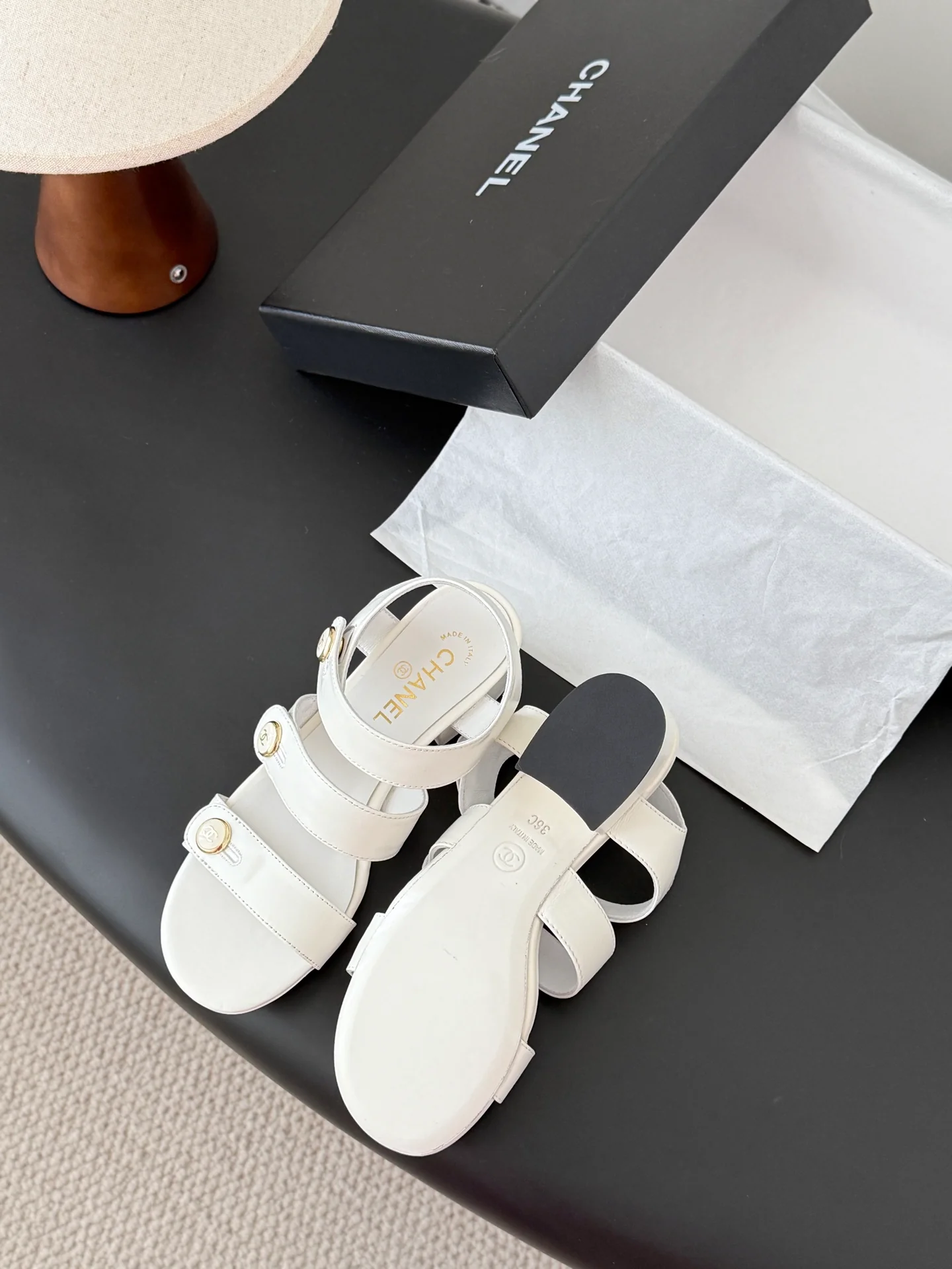 Chan 26ss sandals