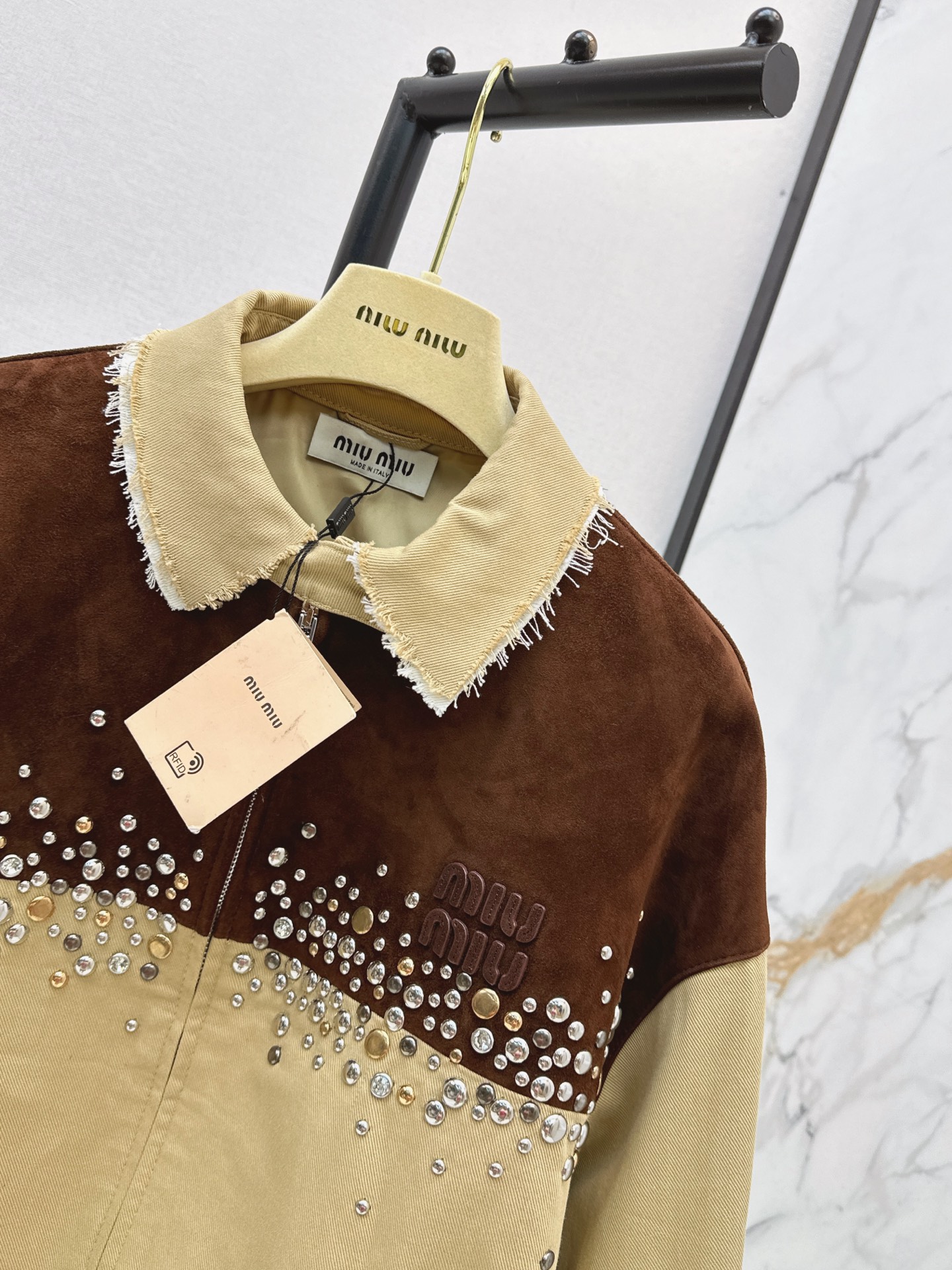 Miu 26ss rhinestone contract suede jacket