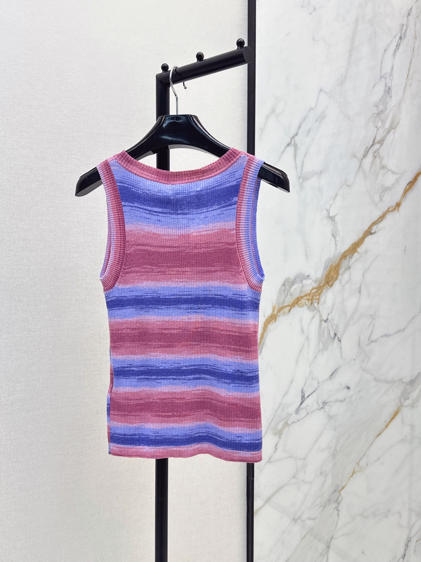 Celi 26ss stripe knit vest
