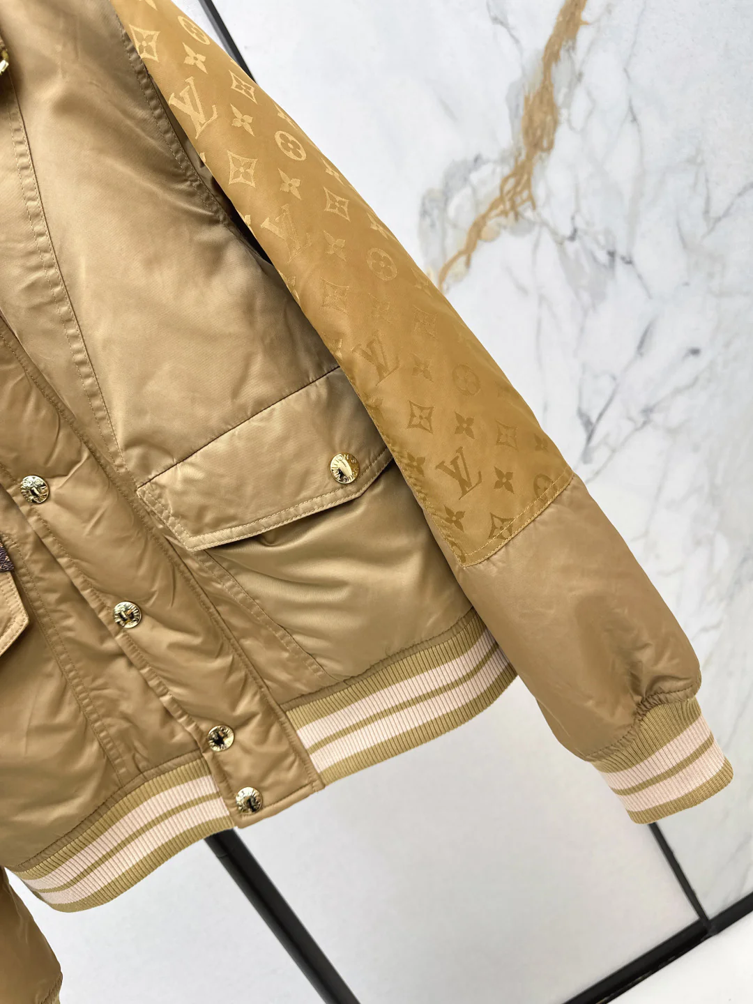 Loui 25fw padded jacket