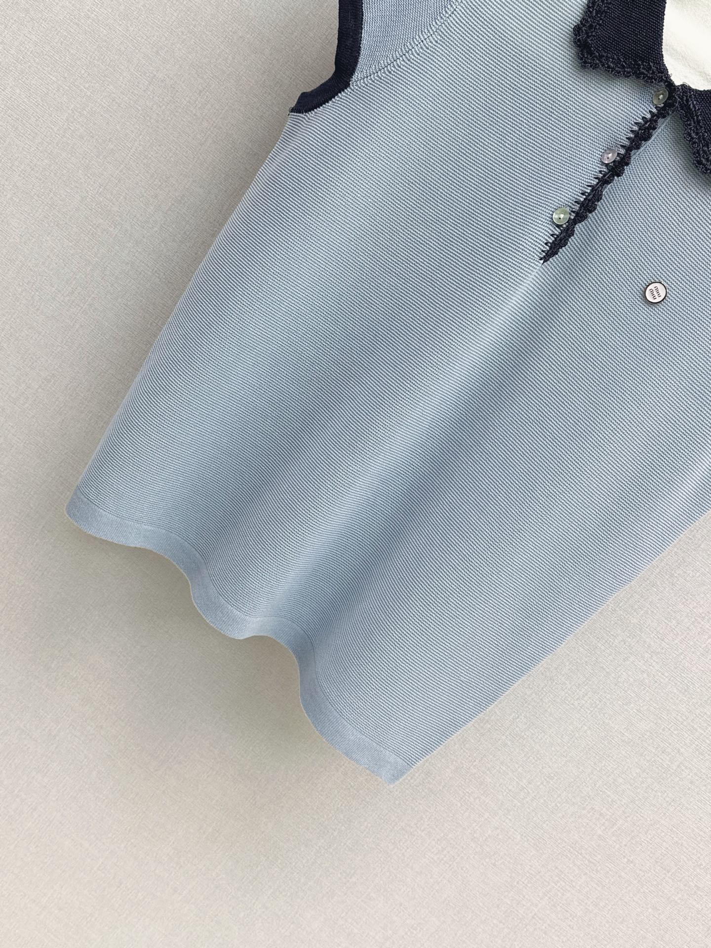 Miu 26ss sleeveless polo knitwear