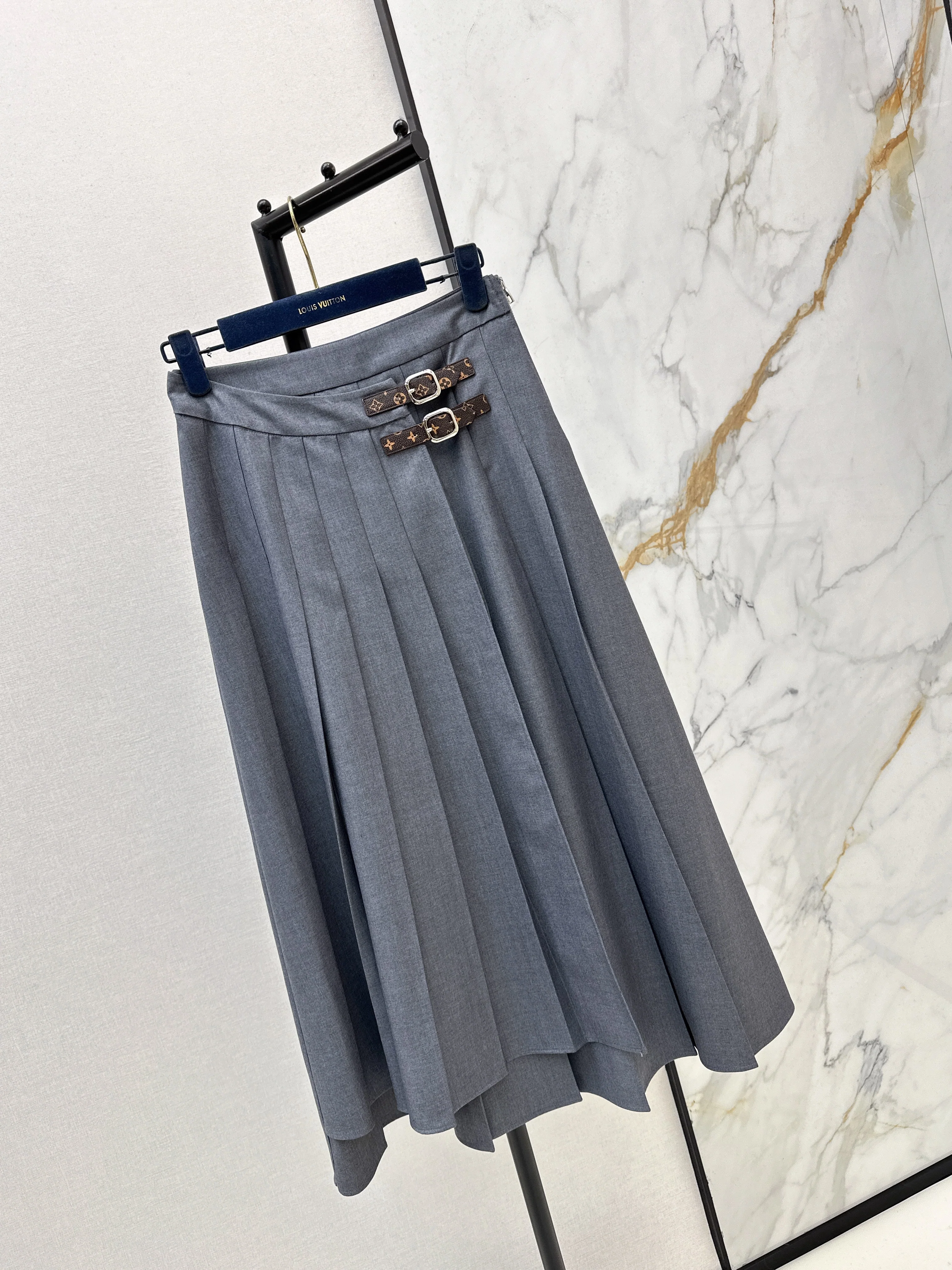 Louis 26ss pleated skirts