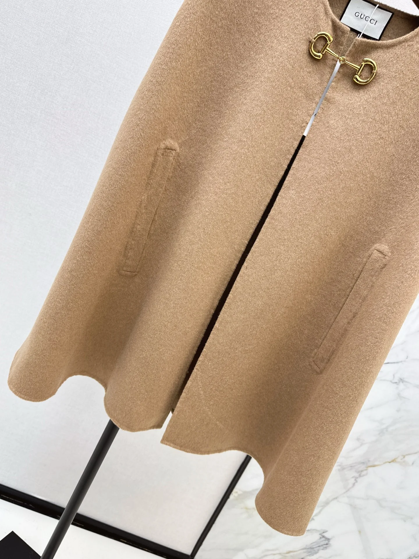 Gucc 25fw wool cape coats