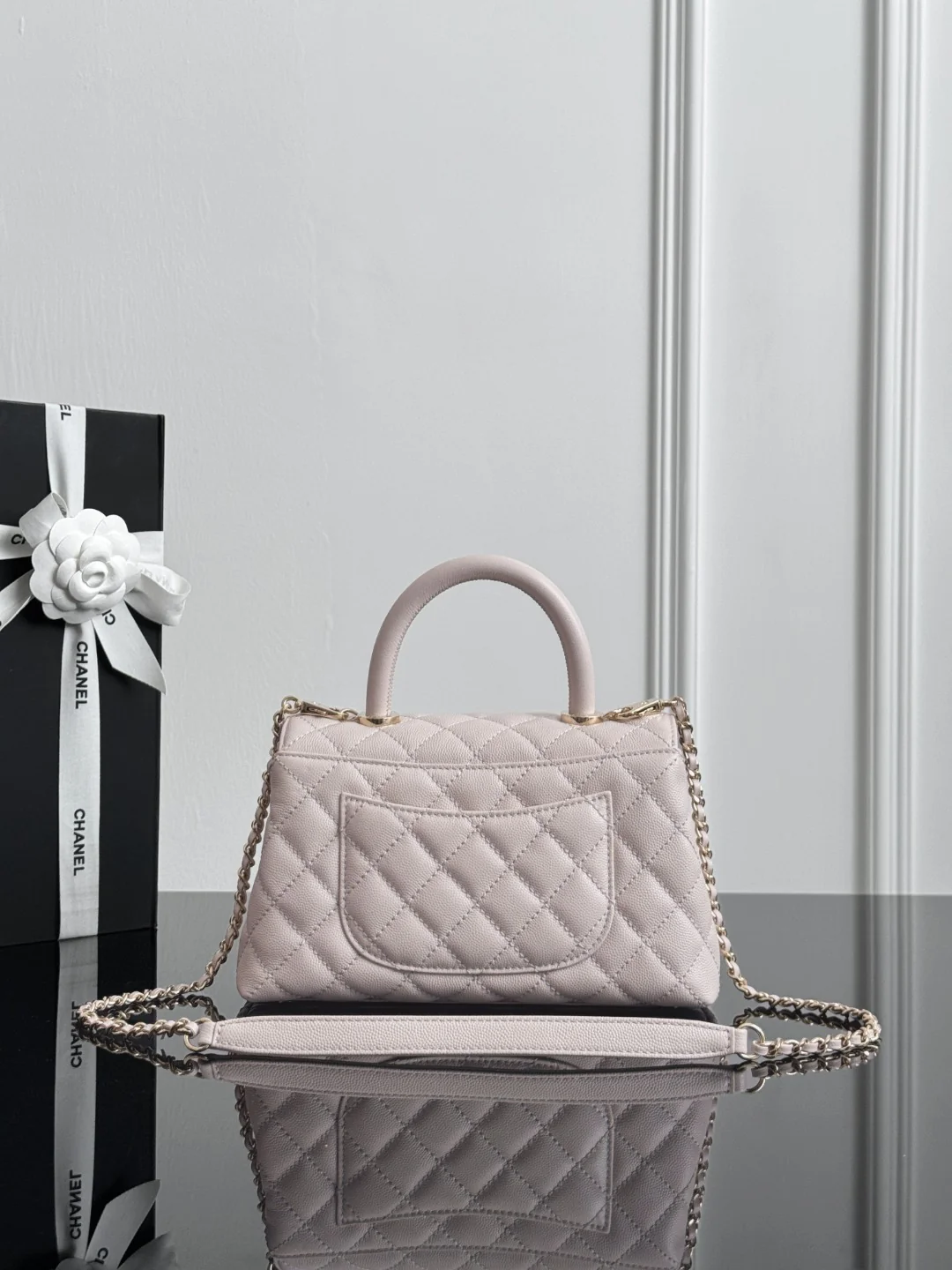 Chan 26ss coco handle shoulder bag