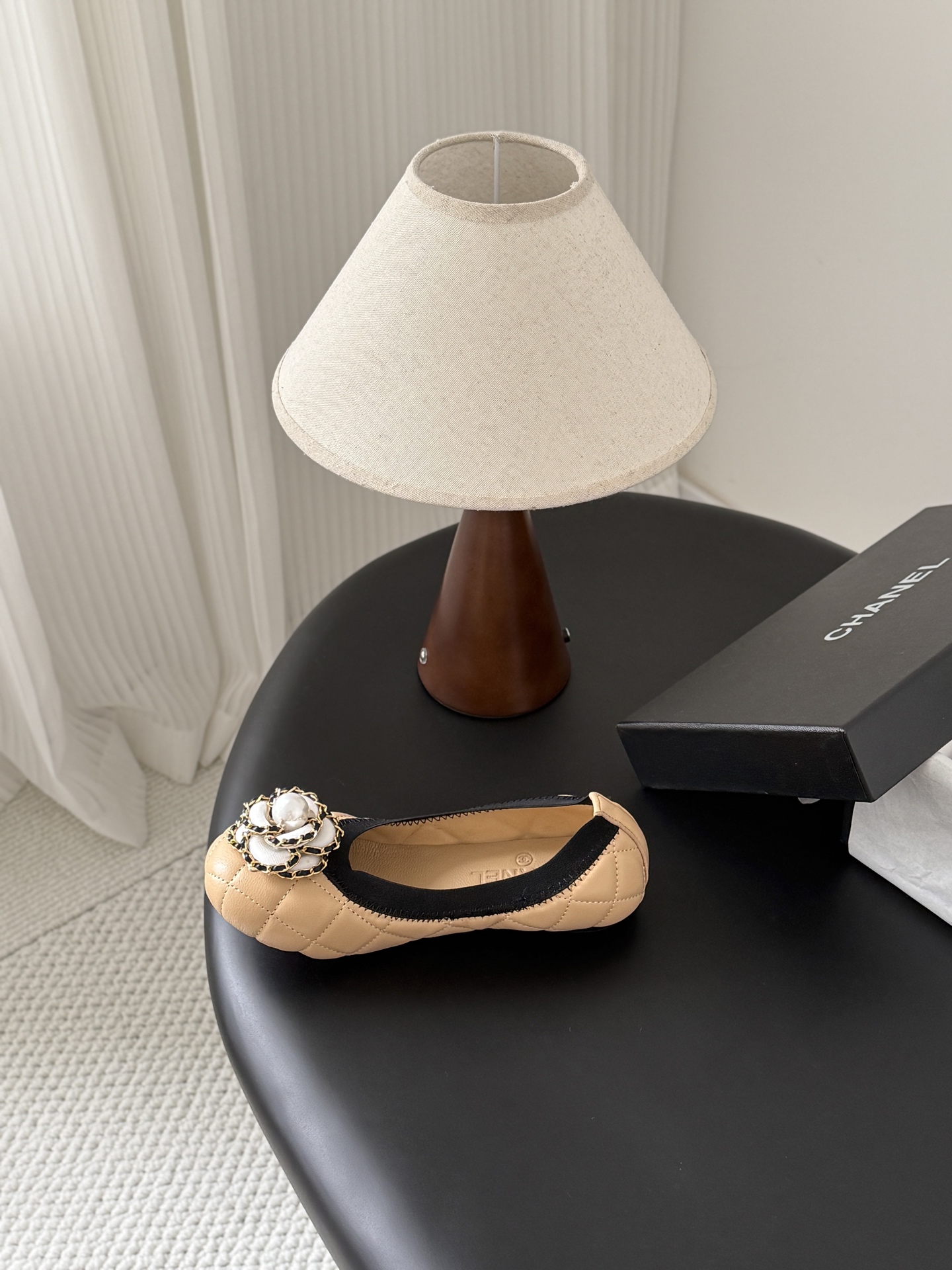 Chan 26ss camellia pumps