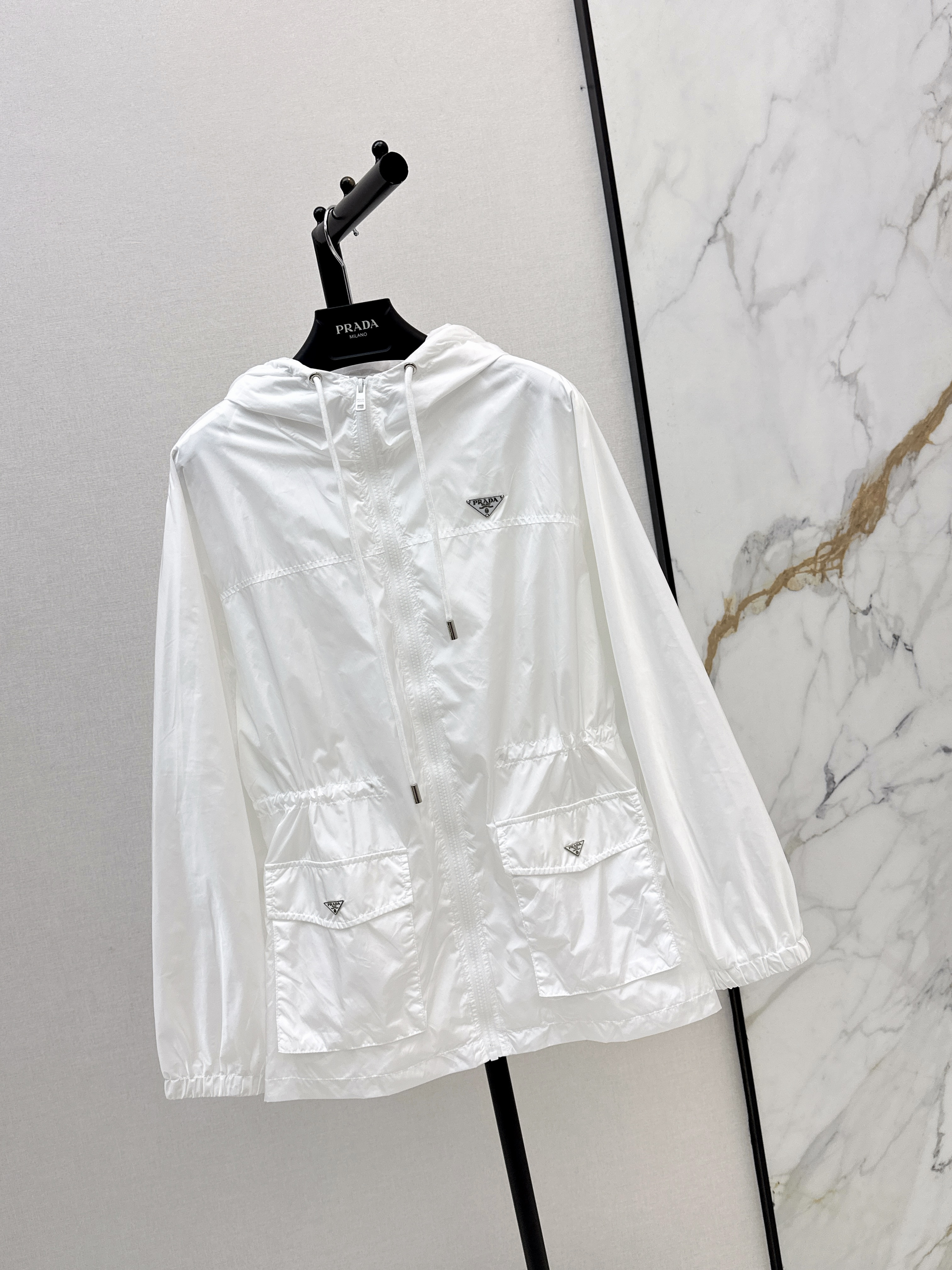 Pra 26SS Hooded Windbreaker Jacket