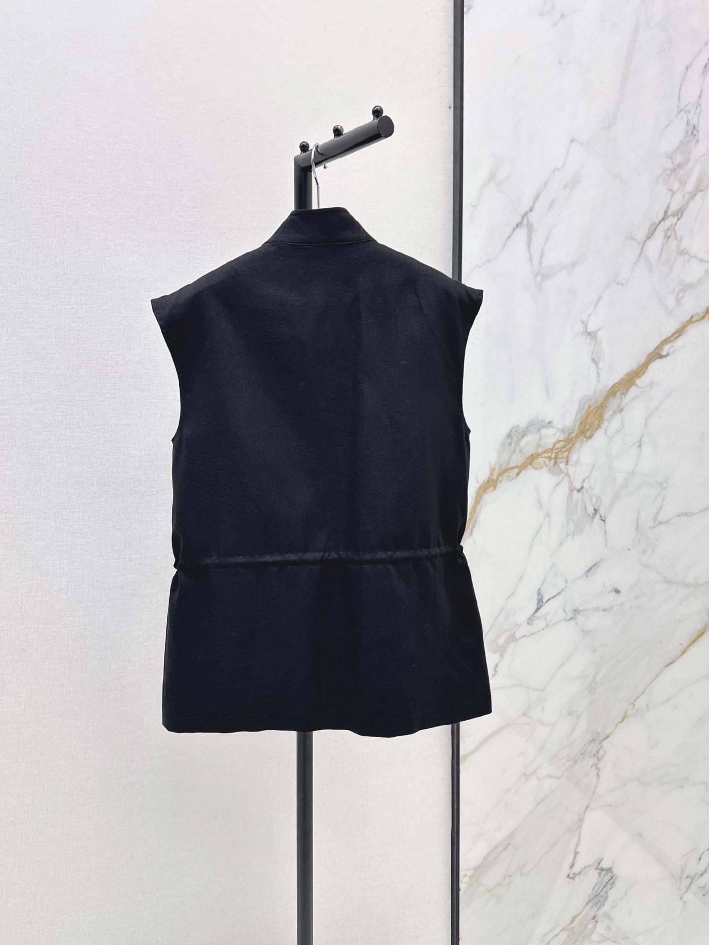 Pra 26ss drawstring vest jacket