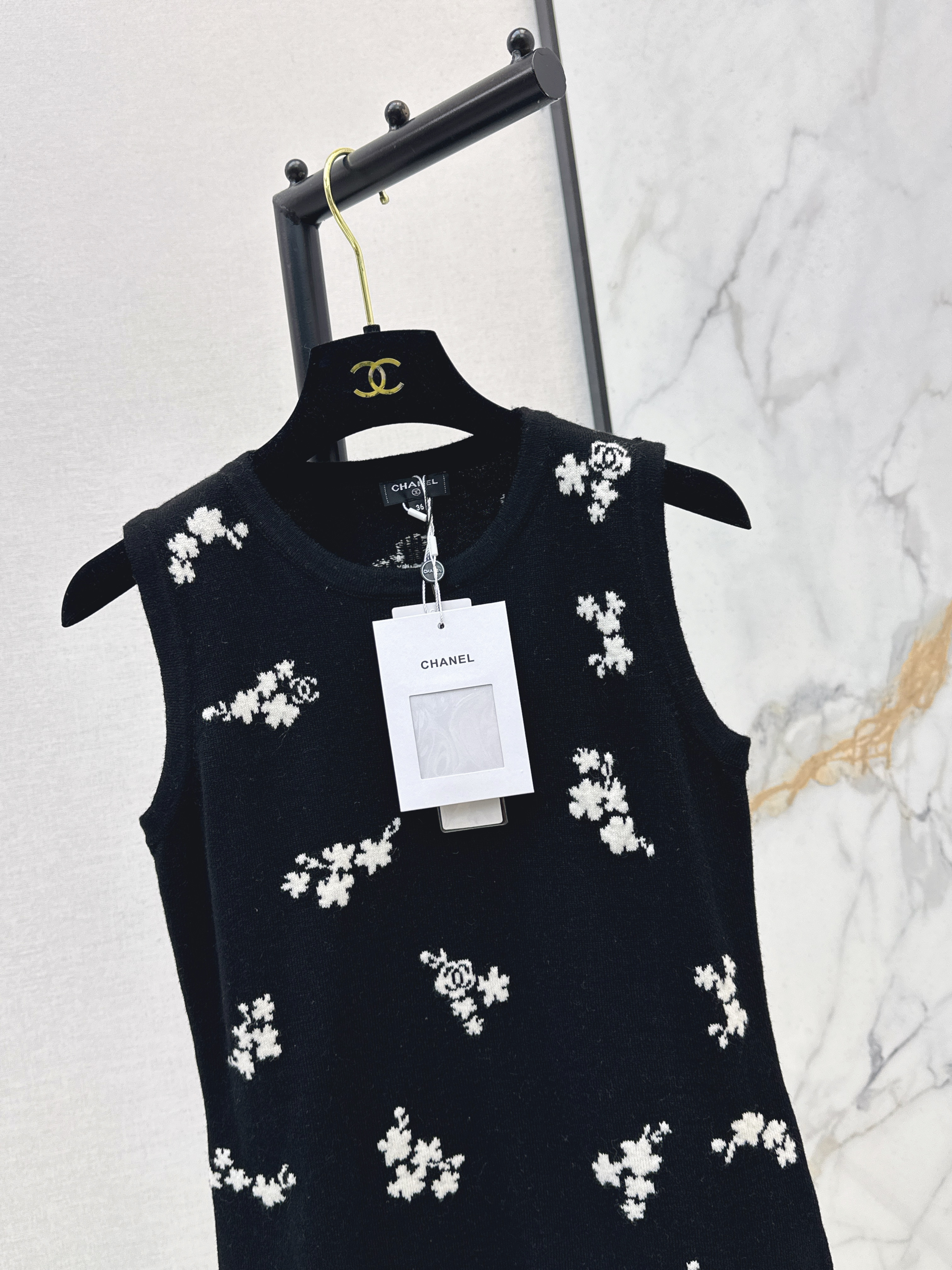 Chan 26ss embroidery knit vest