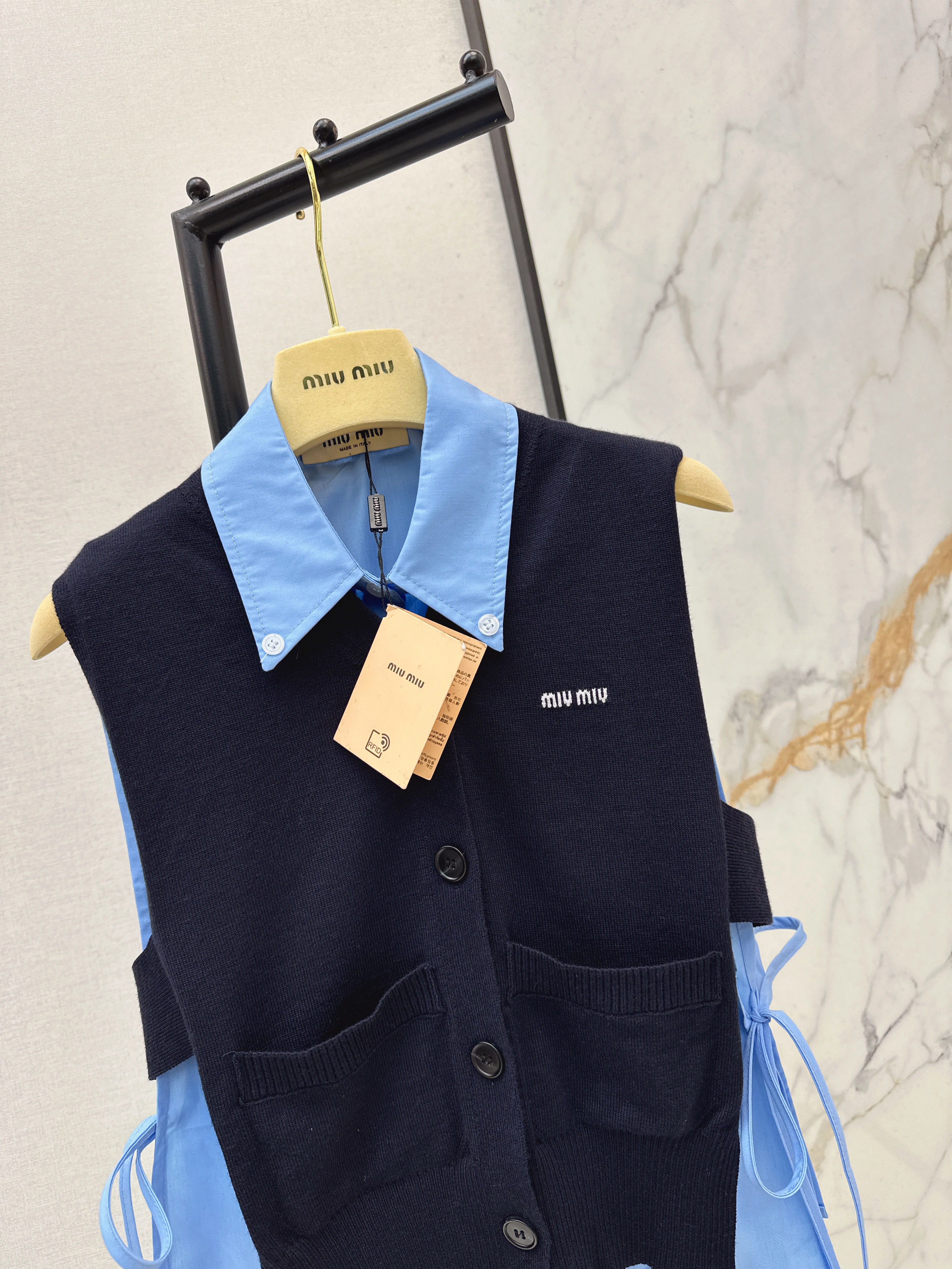 Miu 26ss knit vest sleeveless shirt set