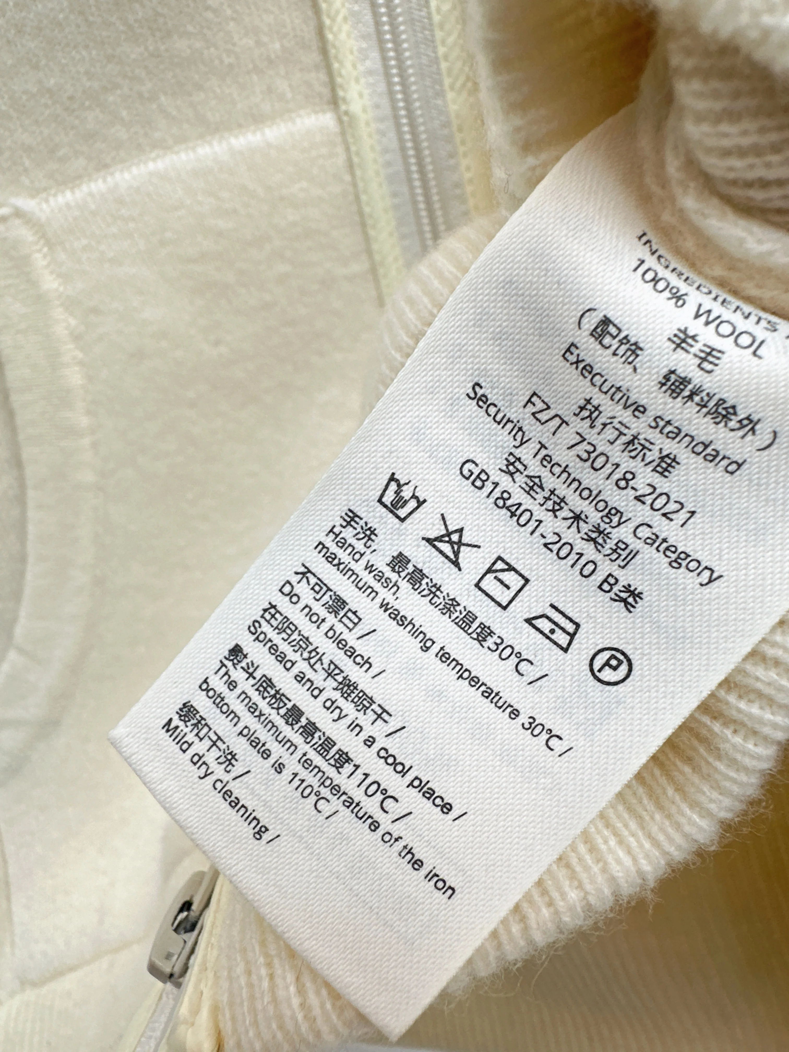 Monc 26ss hooded cardigan jacket