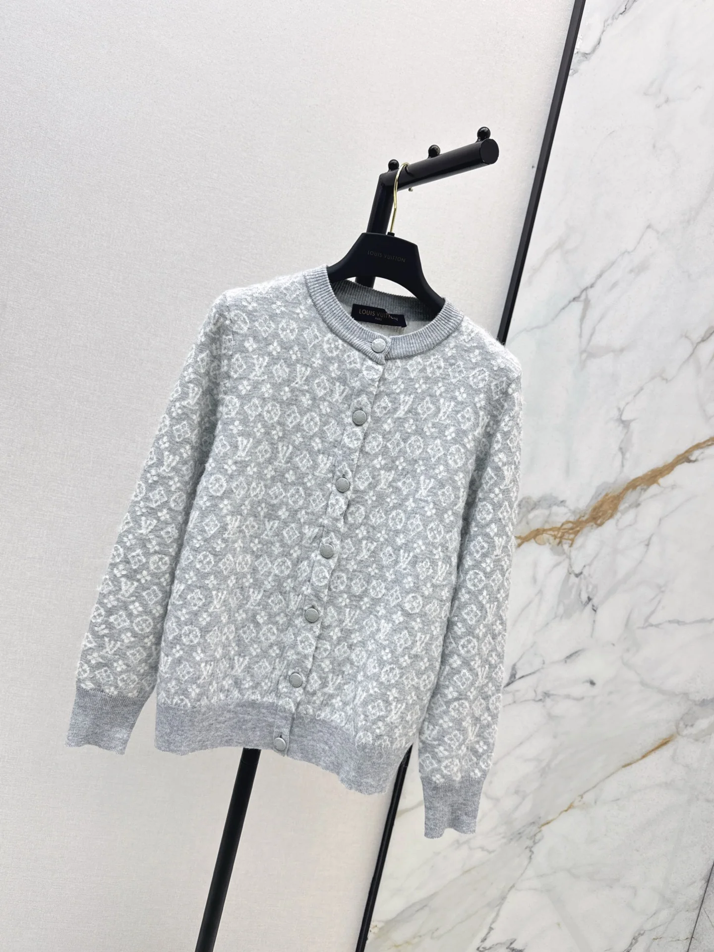 Loui 25fw jacquard cardigan