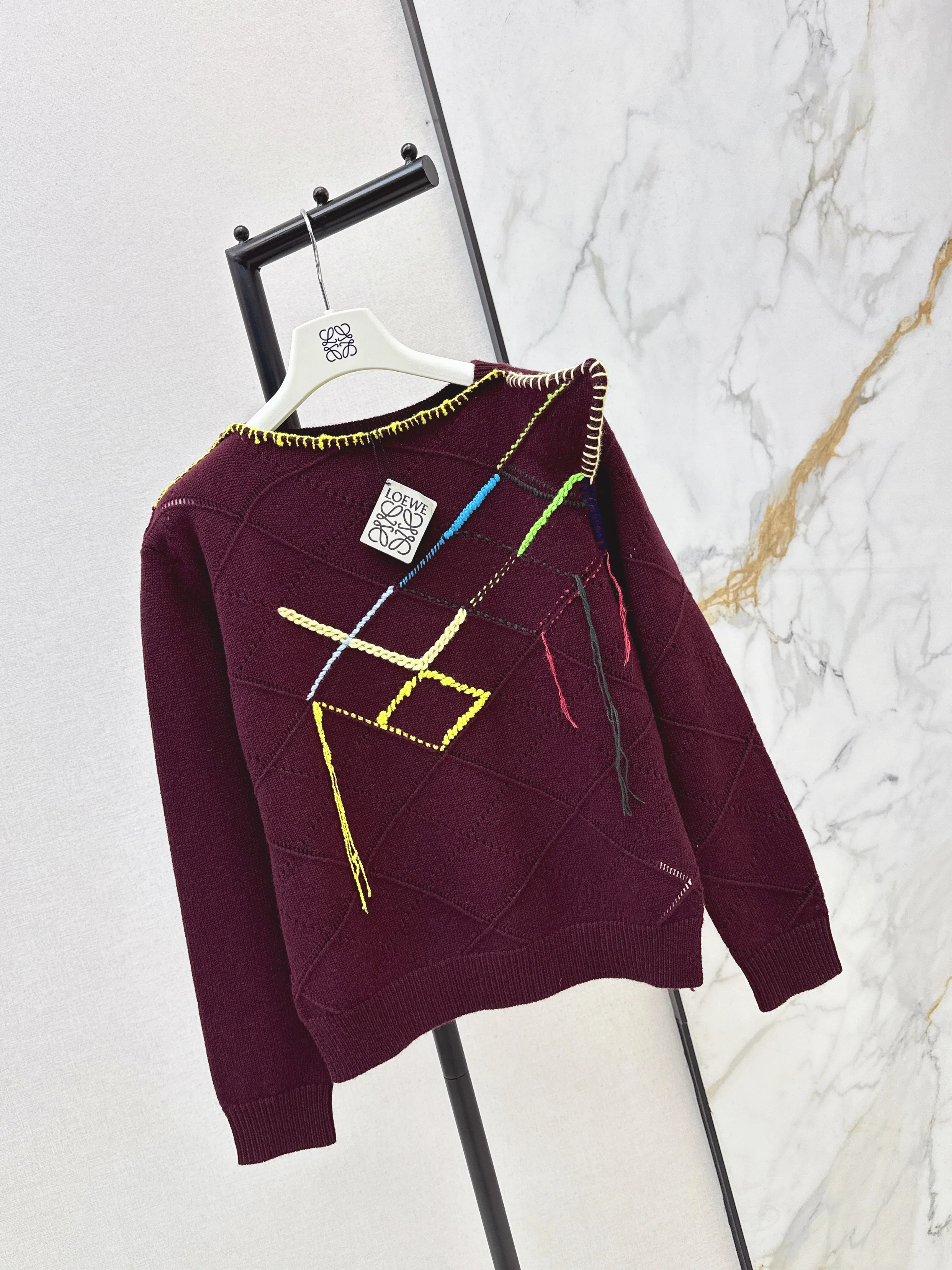 Loe 26ss contrast stitching sweaster