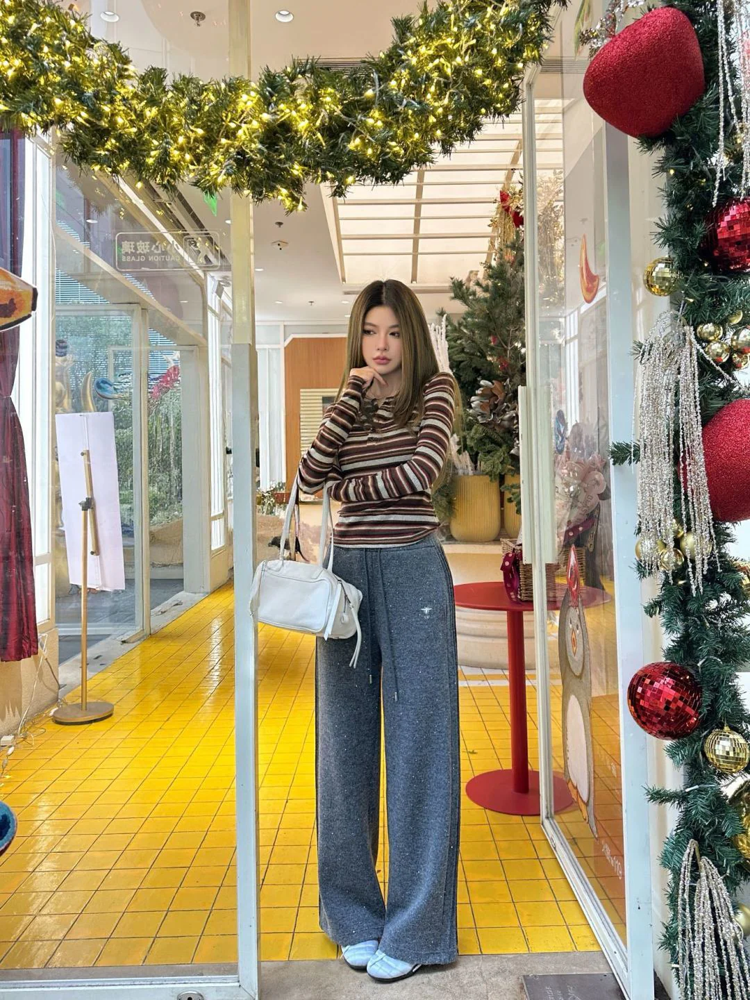 CD 26ss bee embroidery pants