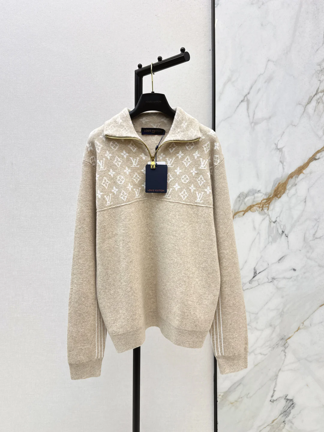Loui 25fw sweater