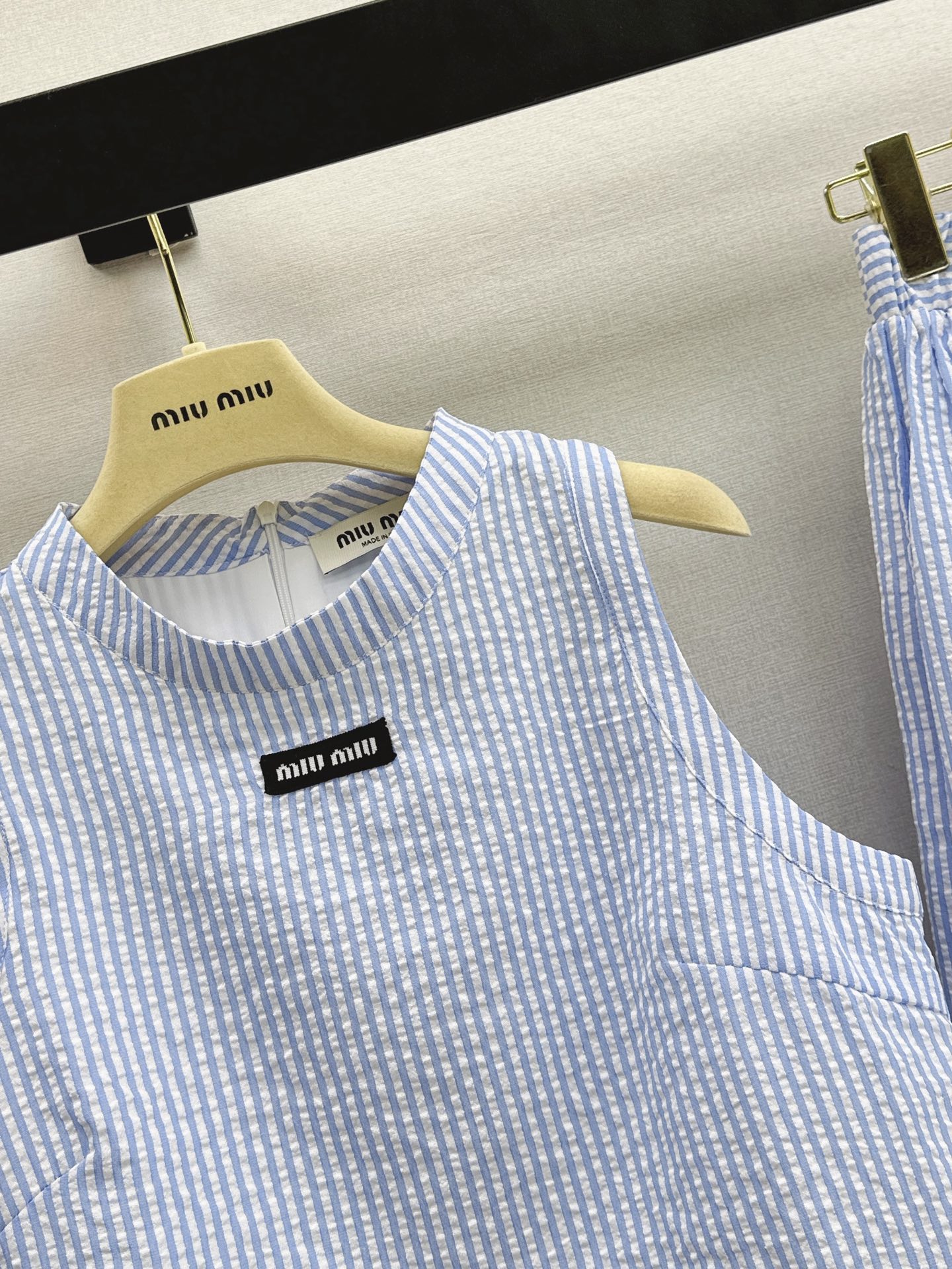 Miu 26ss check cropped top skirt set